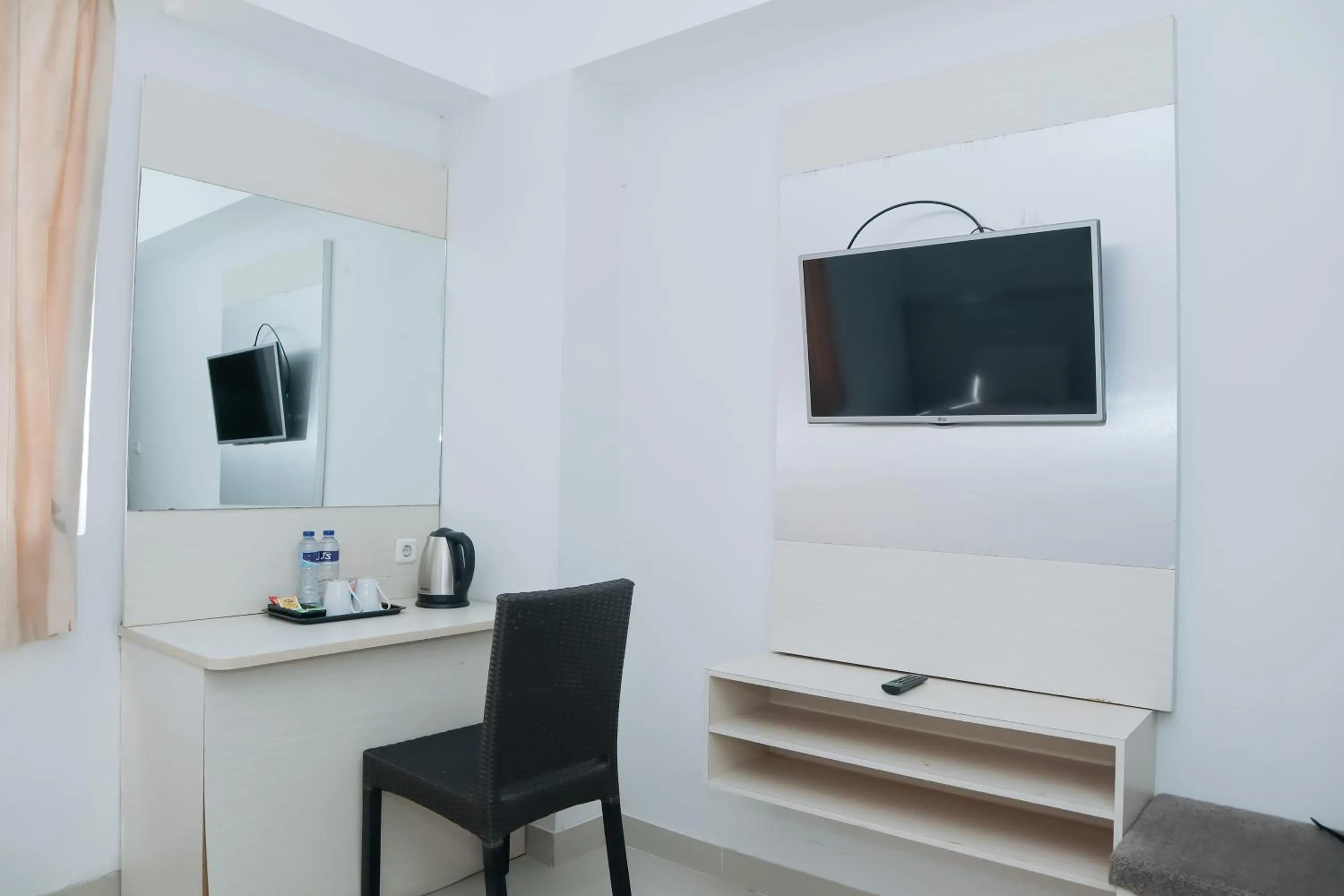 TV and multimedia in Liberta Hotel Grand Sayang Makassar