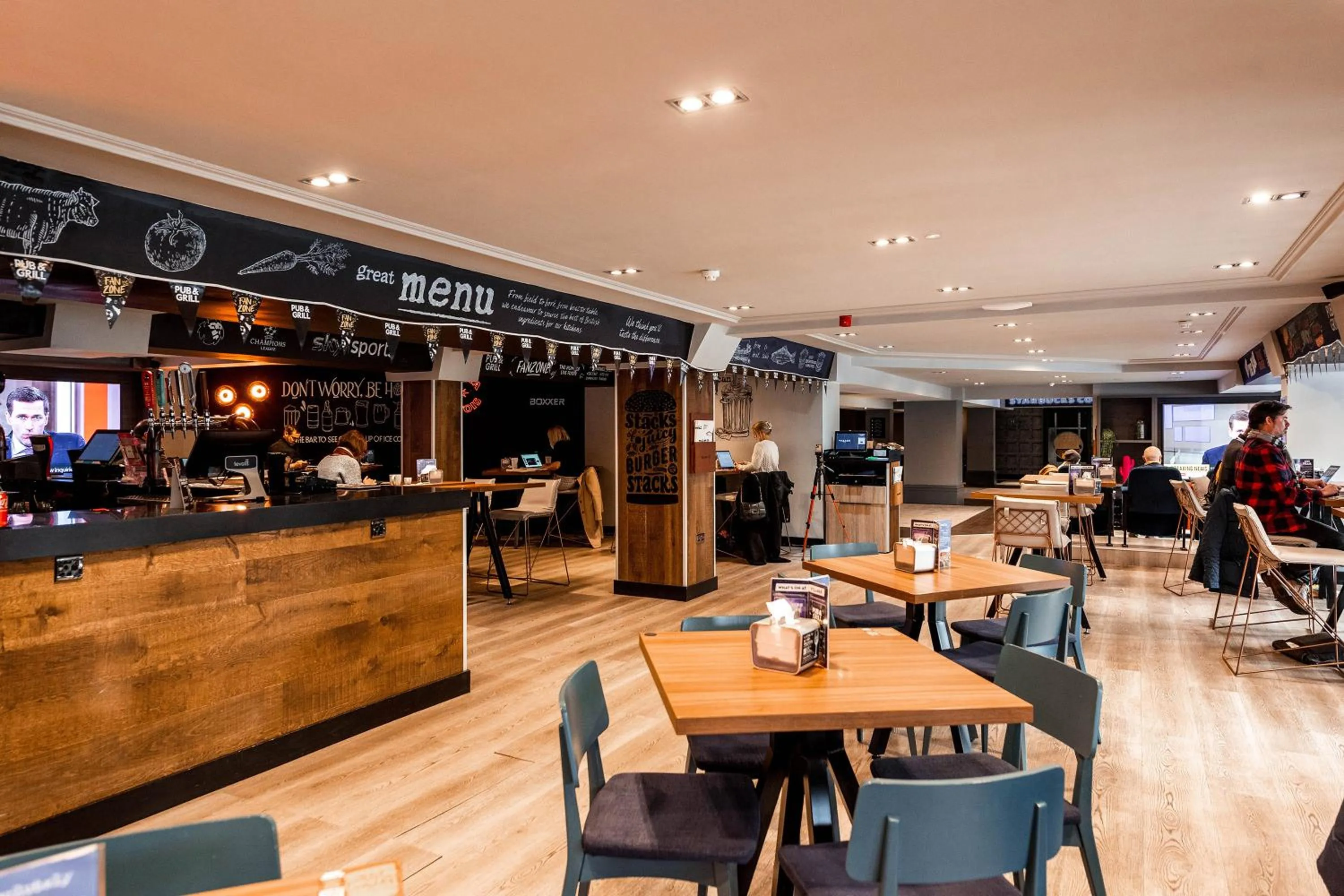 Restaurant/places to eat in Village Hotel Manchester Cheadle