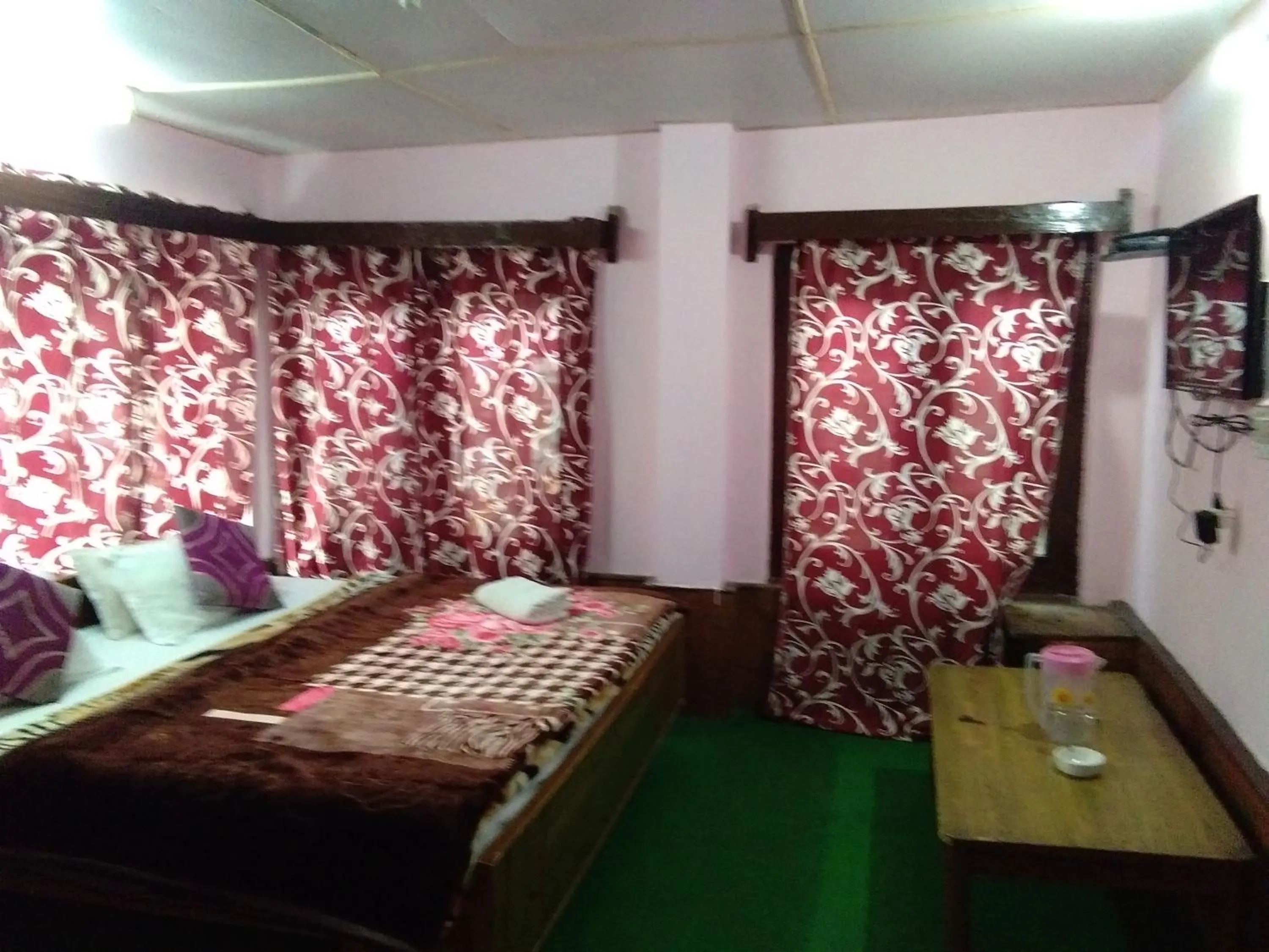 Bed in Hotel Hema Holiday Home