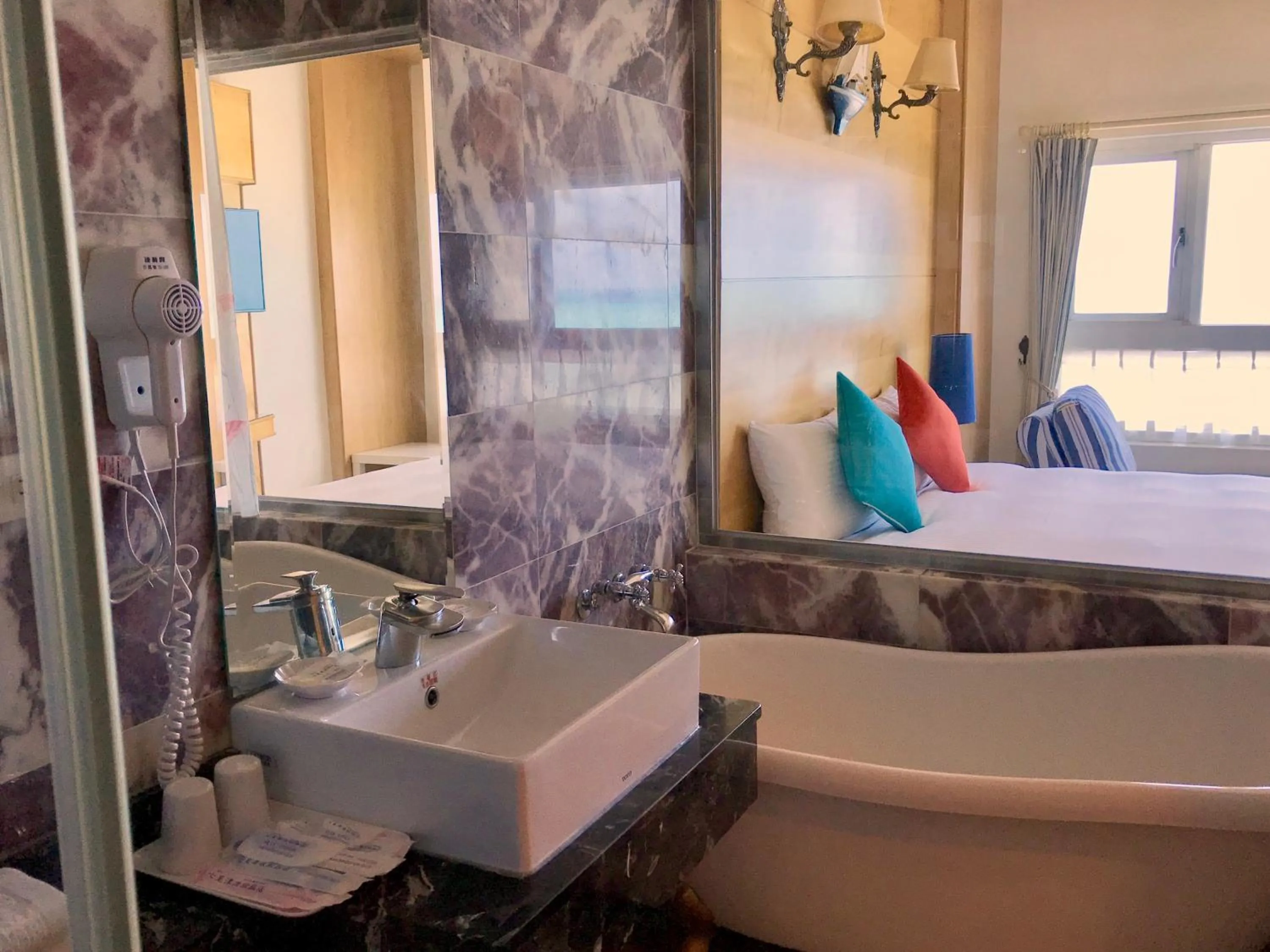 Bathroom in Hotel Bayview