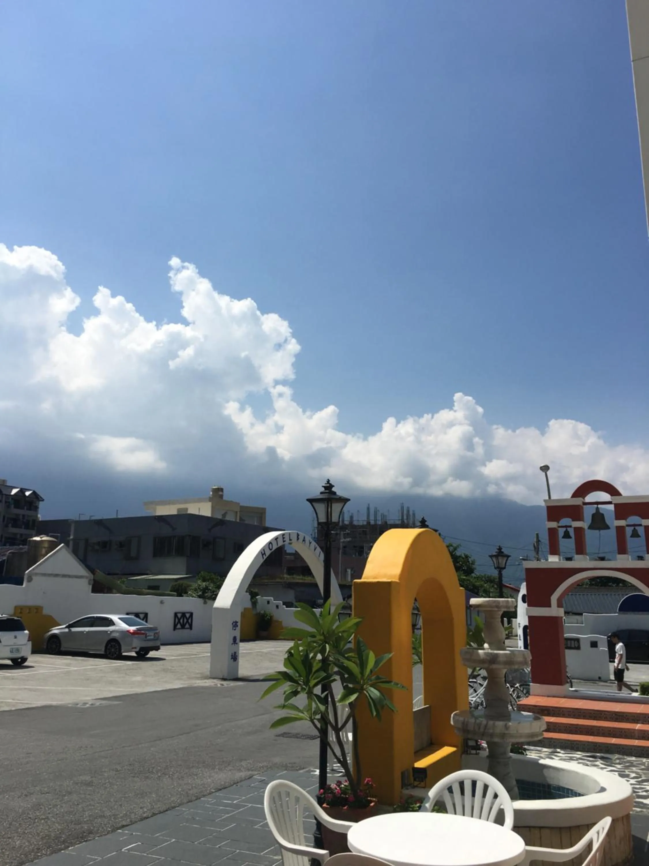 Facade/entrance in Hotel Bayview