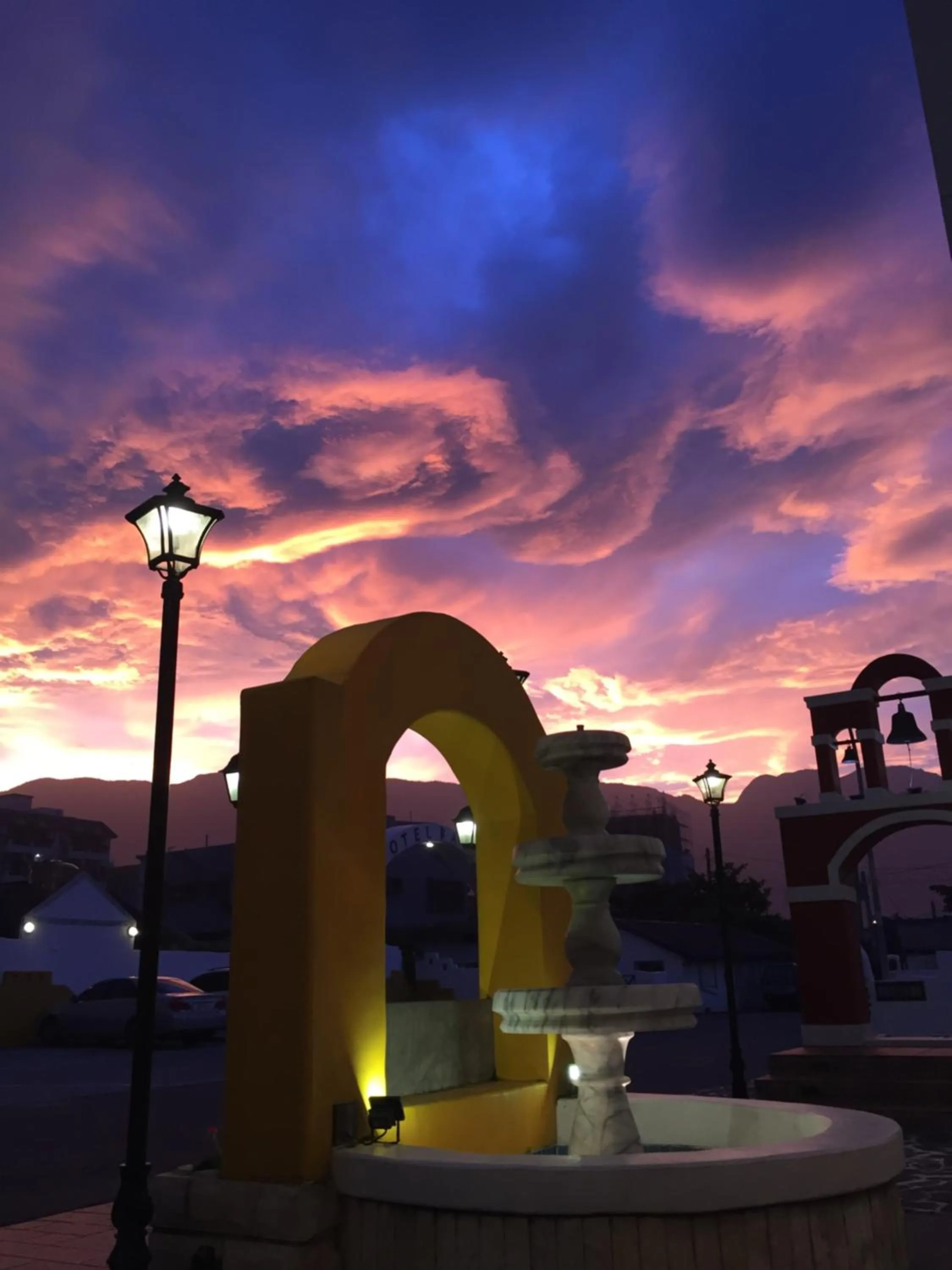 Facade/entrance in Hotel Bayview