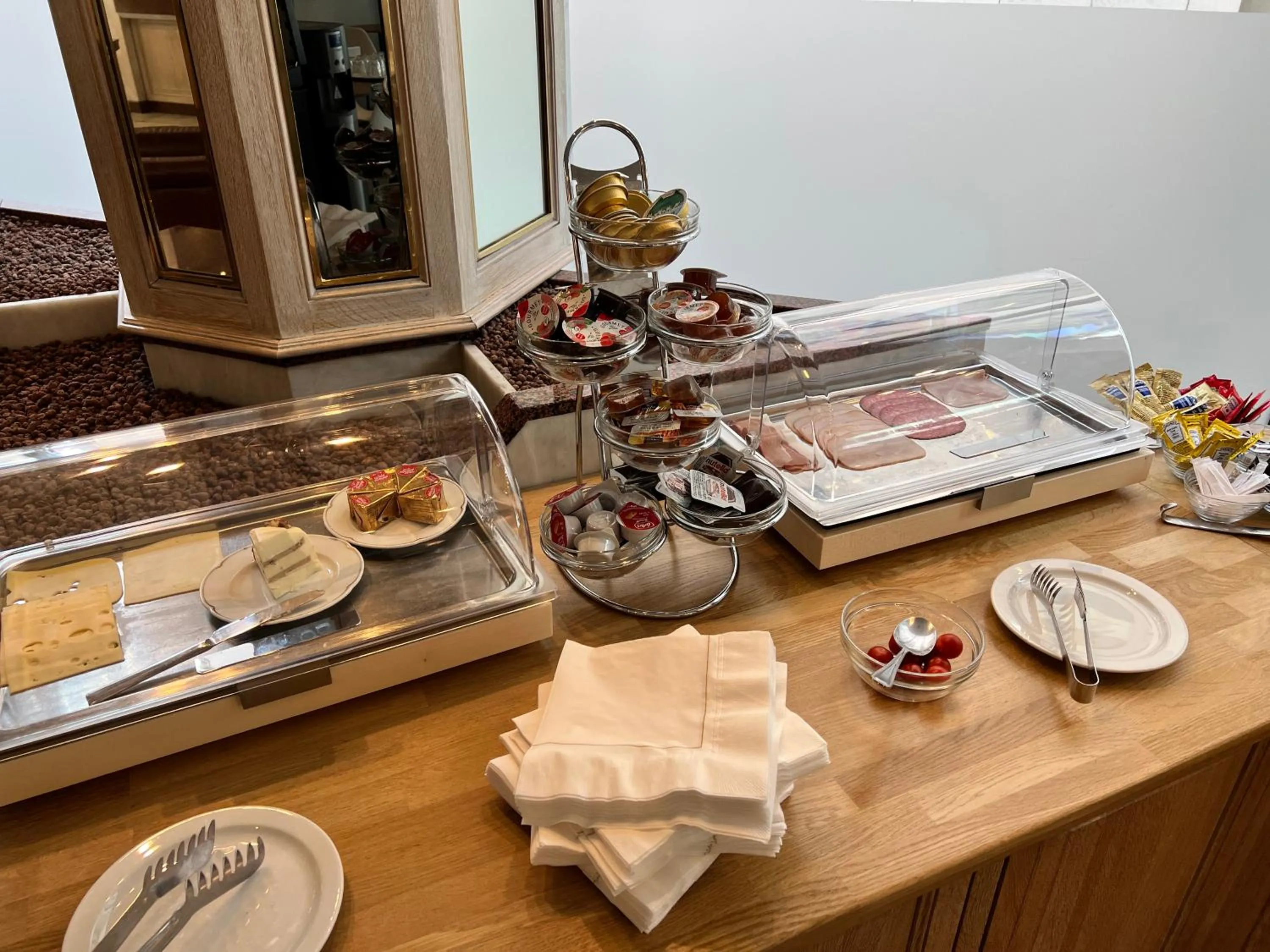 Breakfast in Best Western Hotel Royal Centre