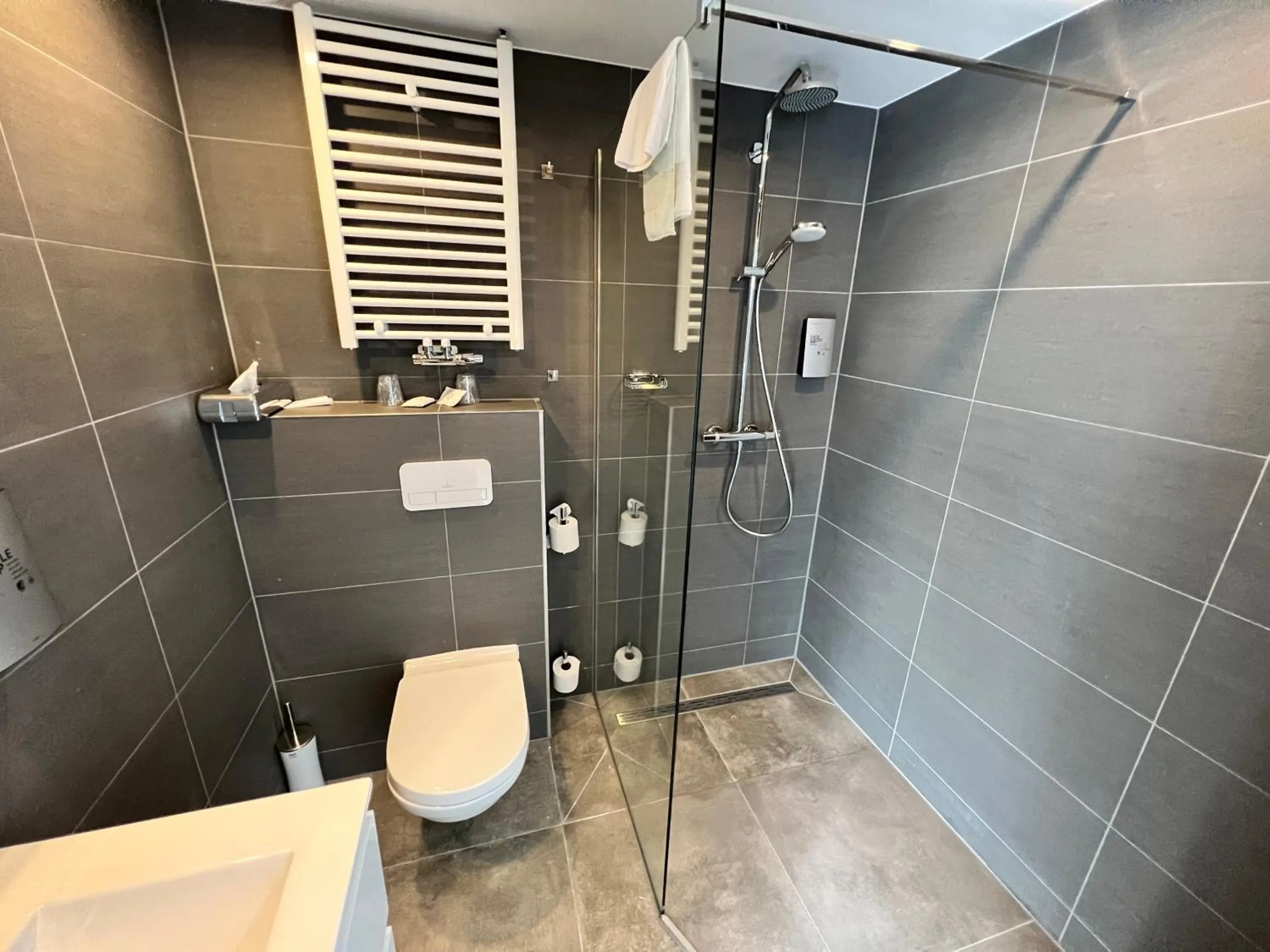 Bathroom in Best Western Hotel Royal Centre