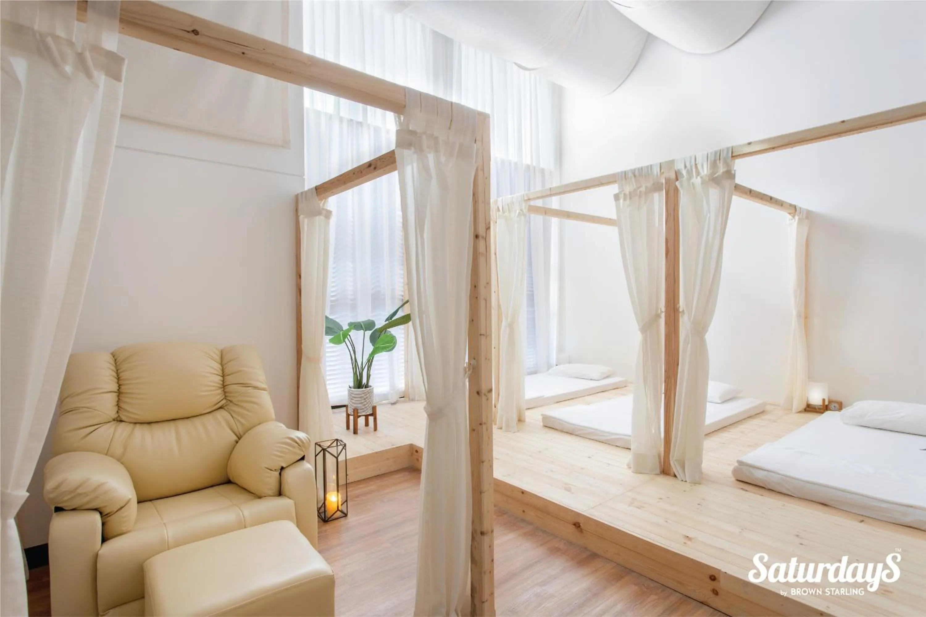 Massage, Bed in Saturdays Residence by Brown Starling