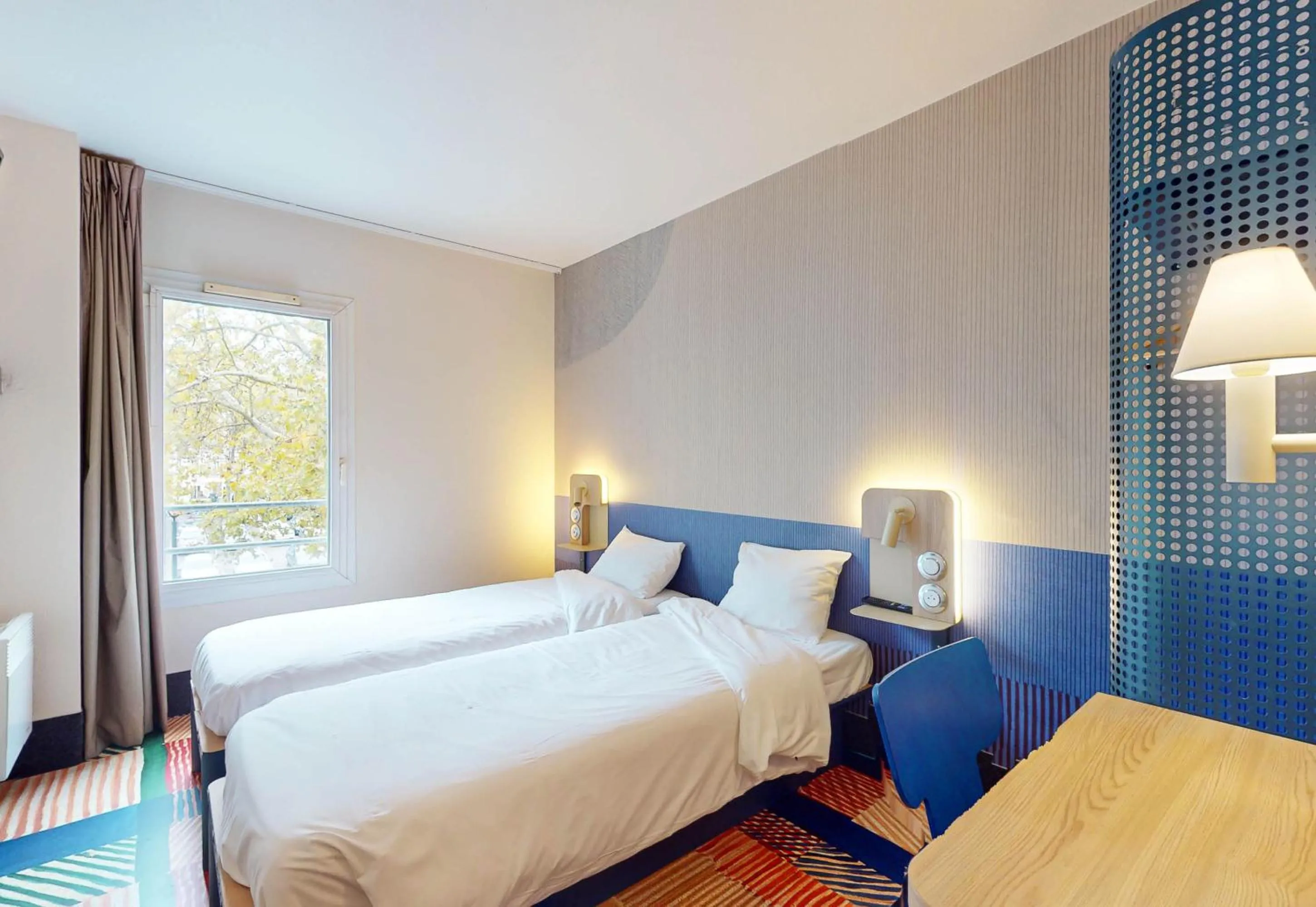 Photo of the whole room, Bed in B&B HOTEL Nantes Centre