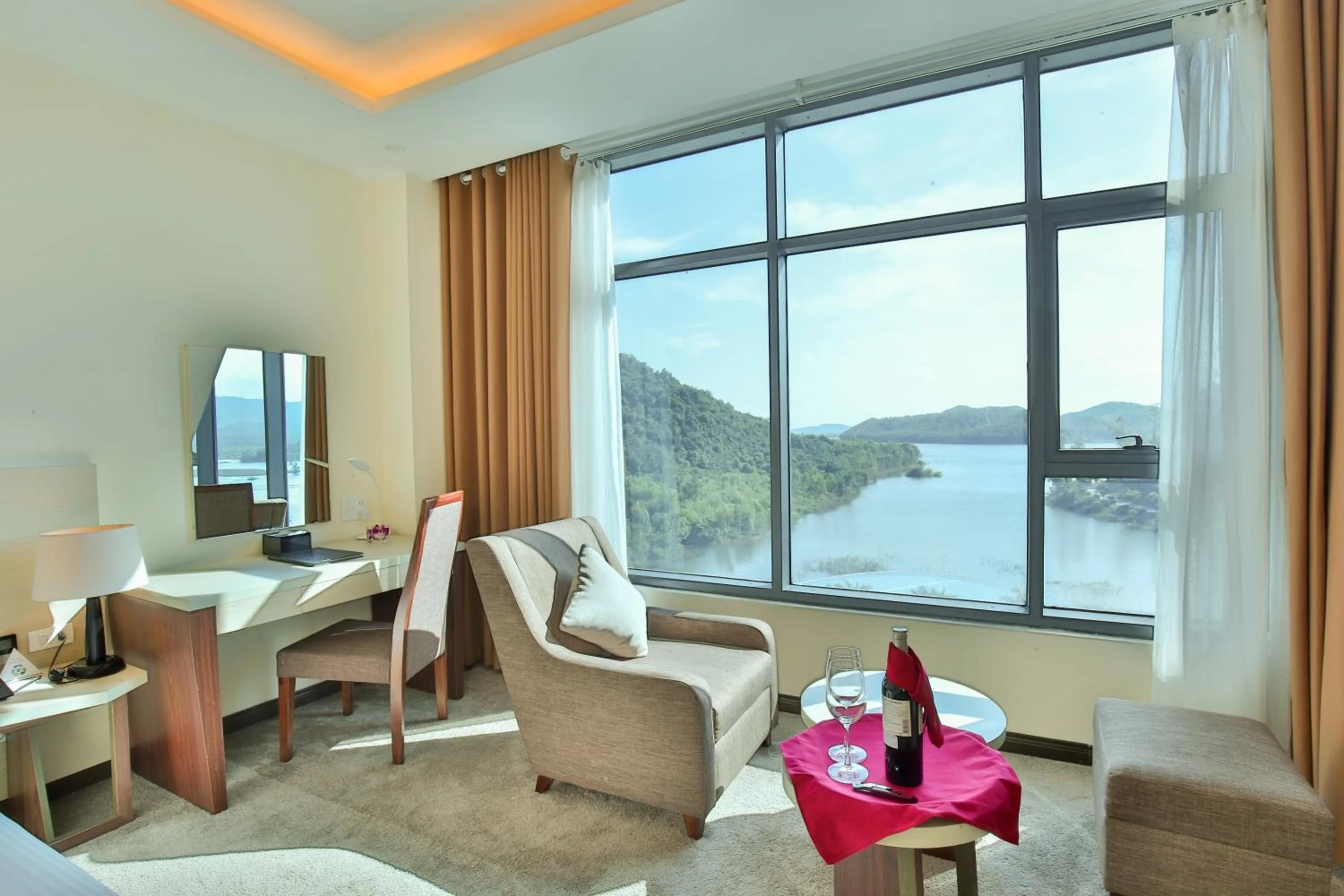 Lake view in Muong Thanh Luxury Dien Lam