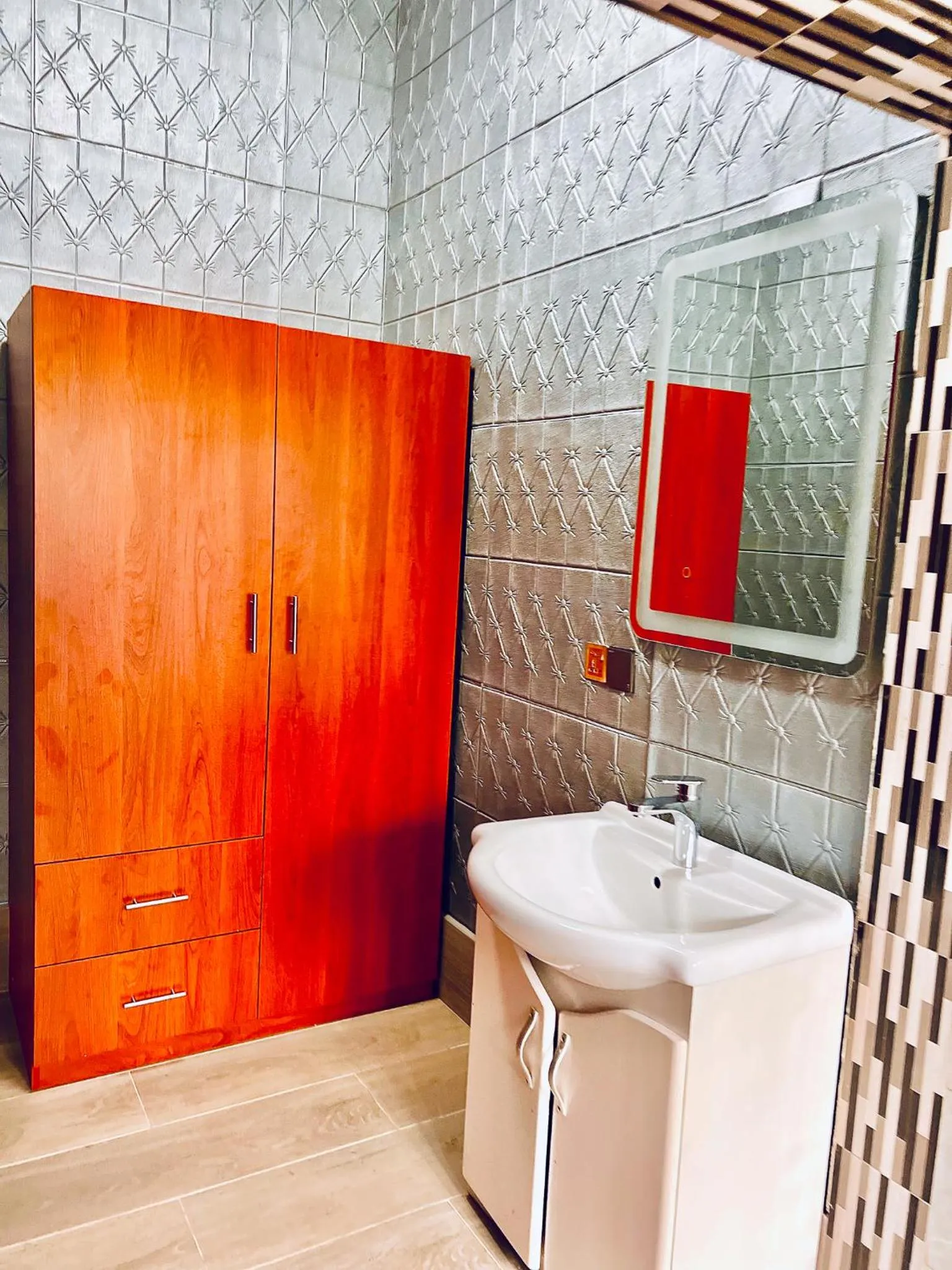 Bathroom in Coconut Pointe Villa & Beach Resort