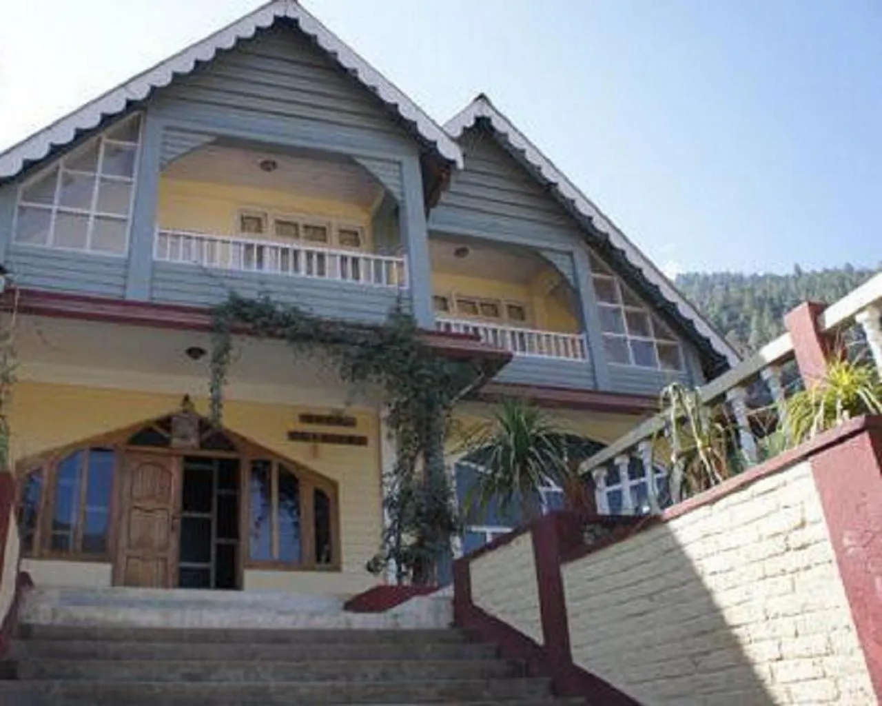 Pemaling Lords Inn Dirang