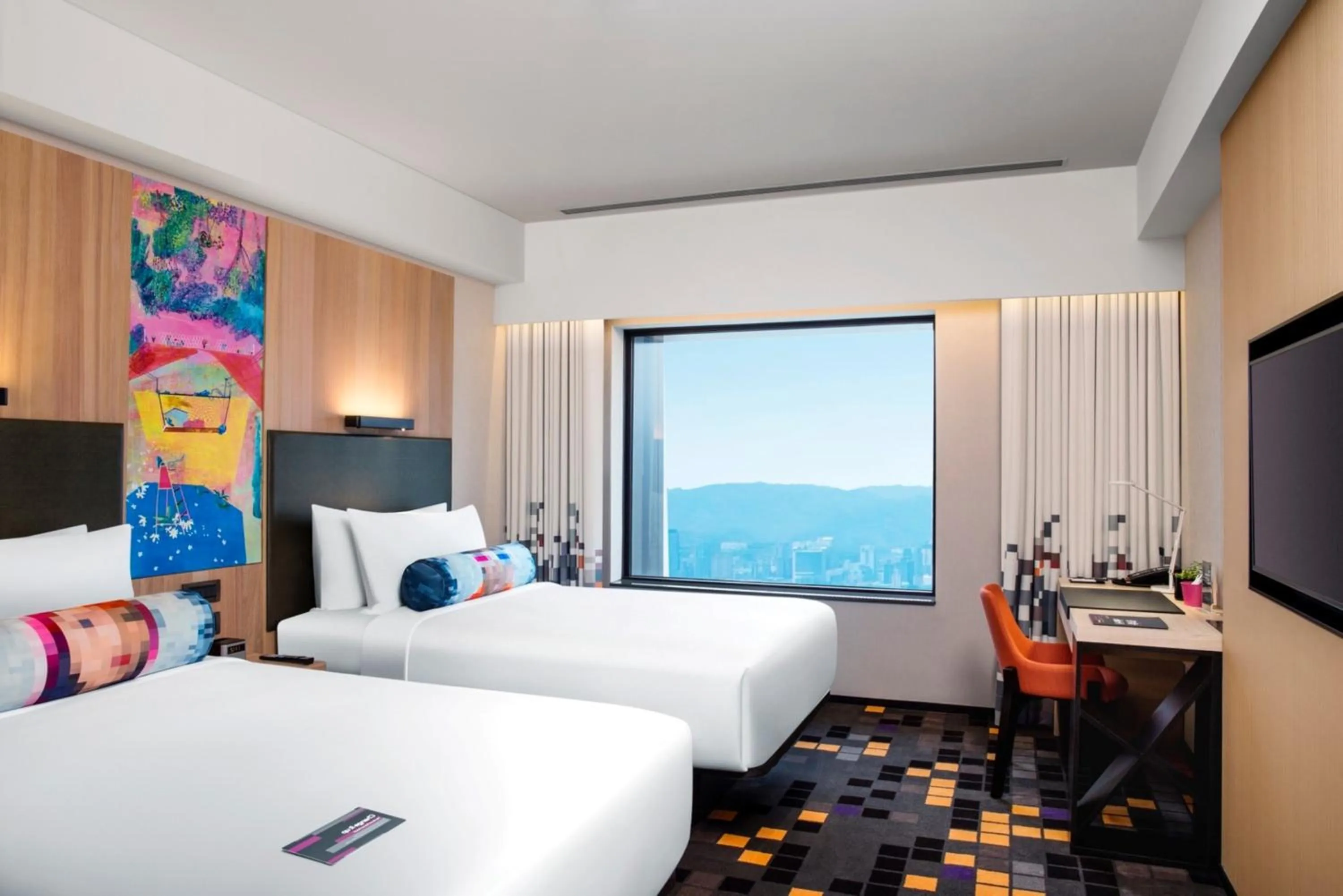 Bed in Aloft Taipei Beitou