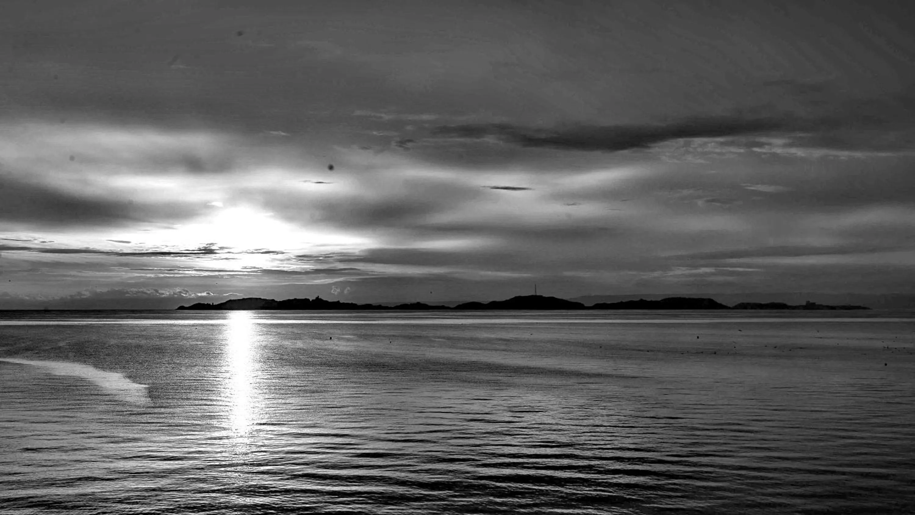 Natural landscape in Hotel La Ciotat - A deux pas de l'eau