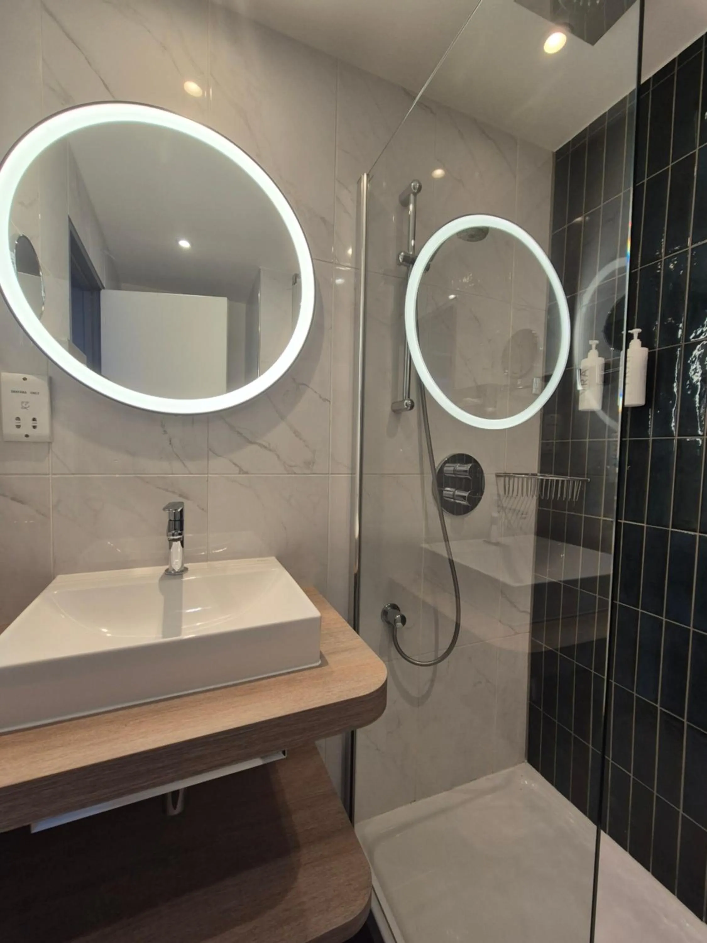 Bathroom in Gresham Belson Hotel Brussels