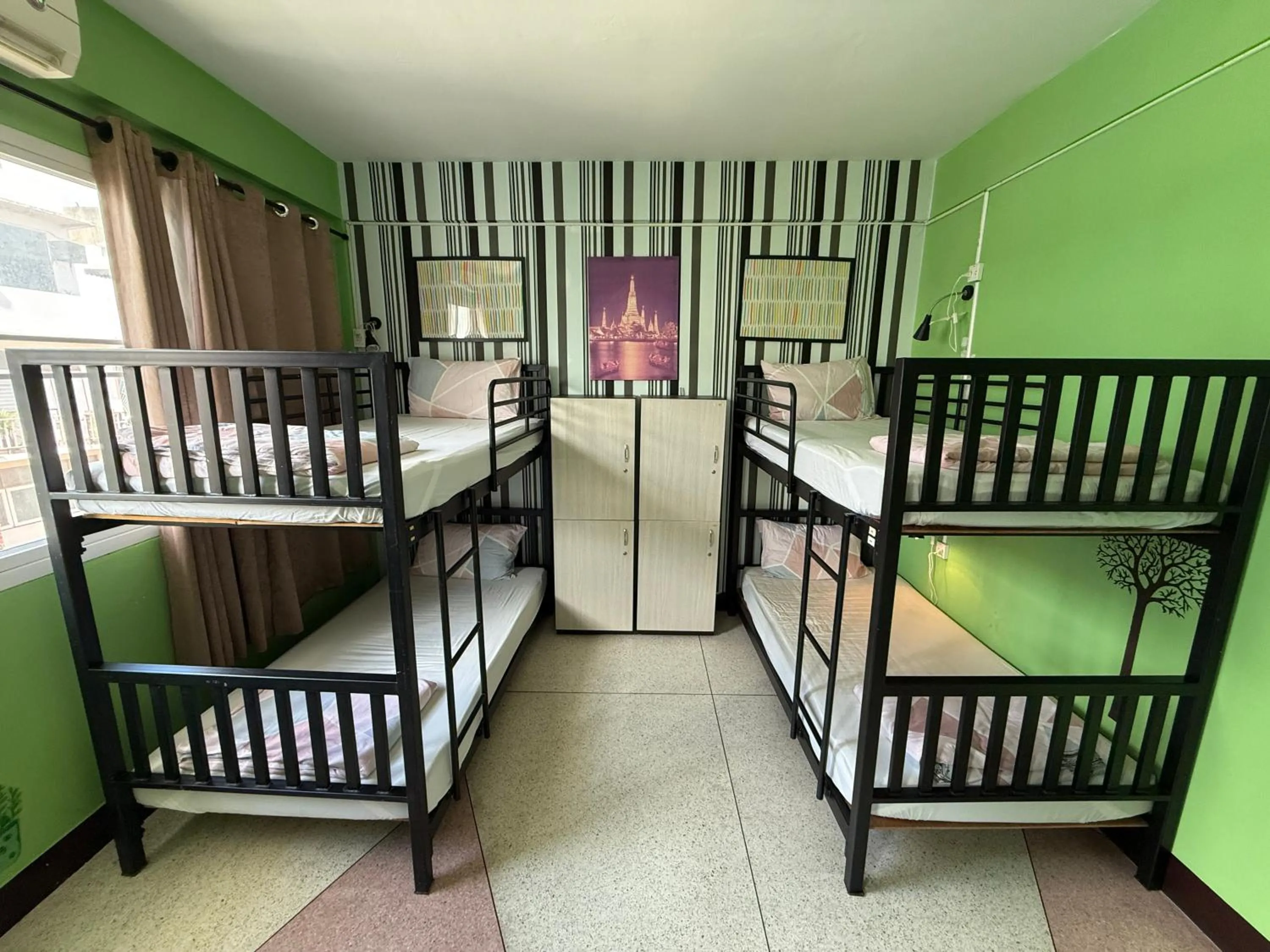 Bed in Baan Nampetch Hostel