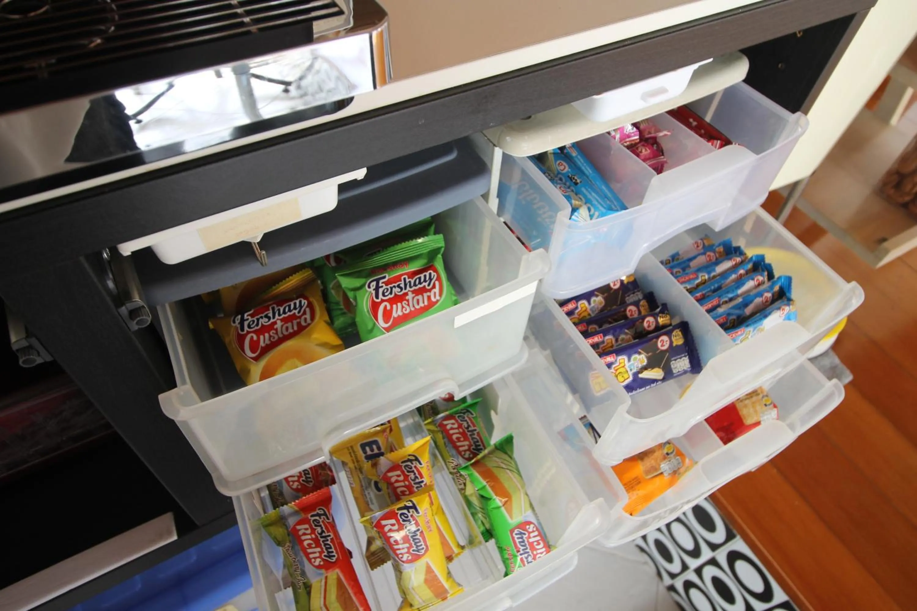 Restaurant/places to eat in Baan Nampetch Hostel