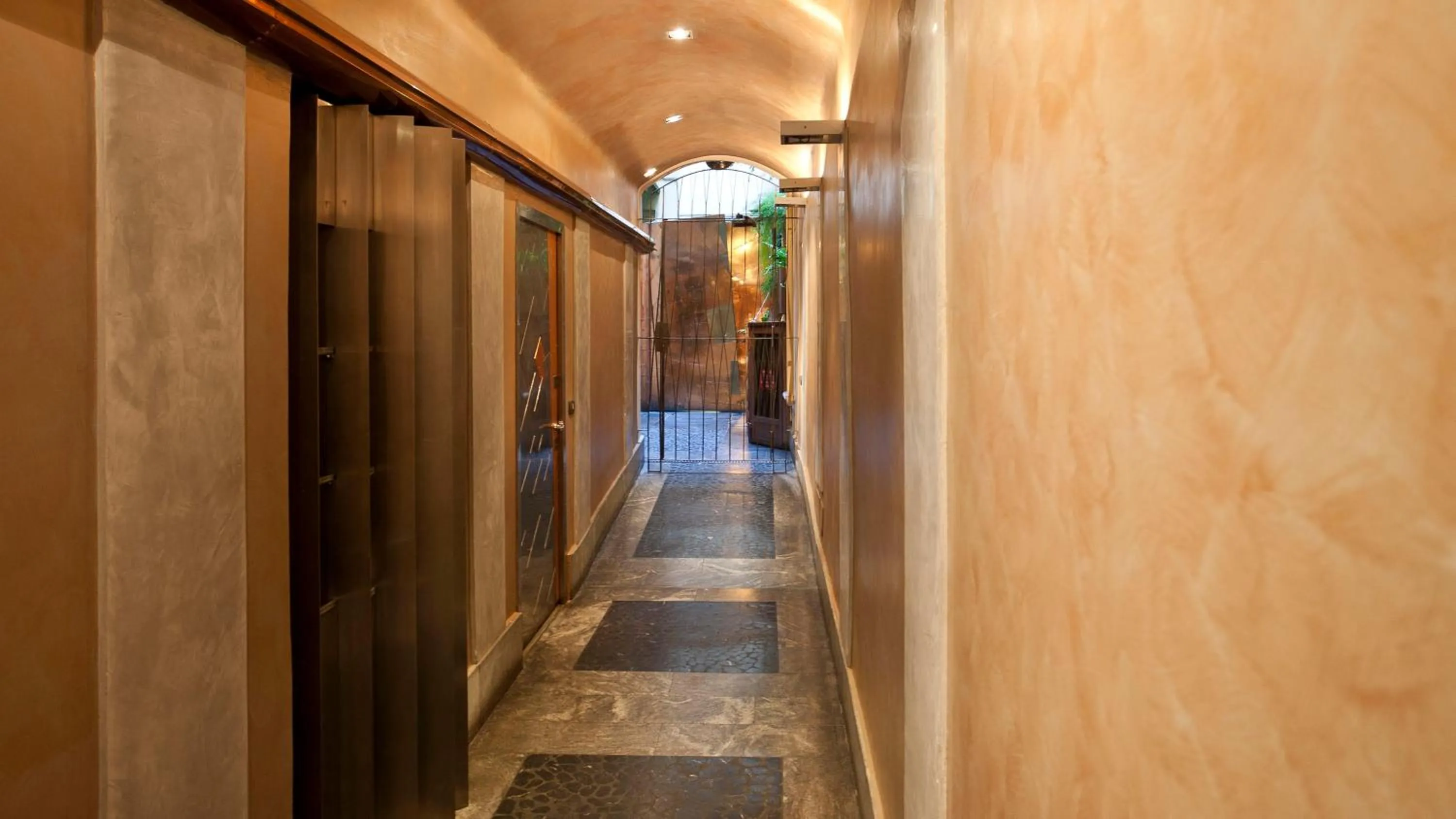 Facade/entrance in Italianway Easy - Fiori Chiari 20