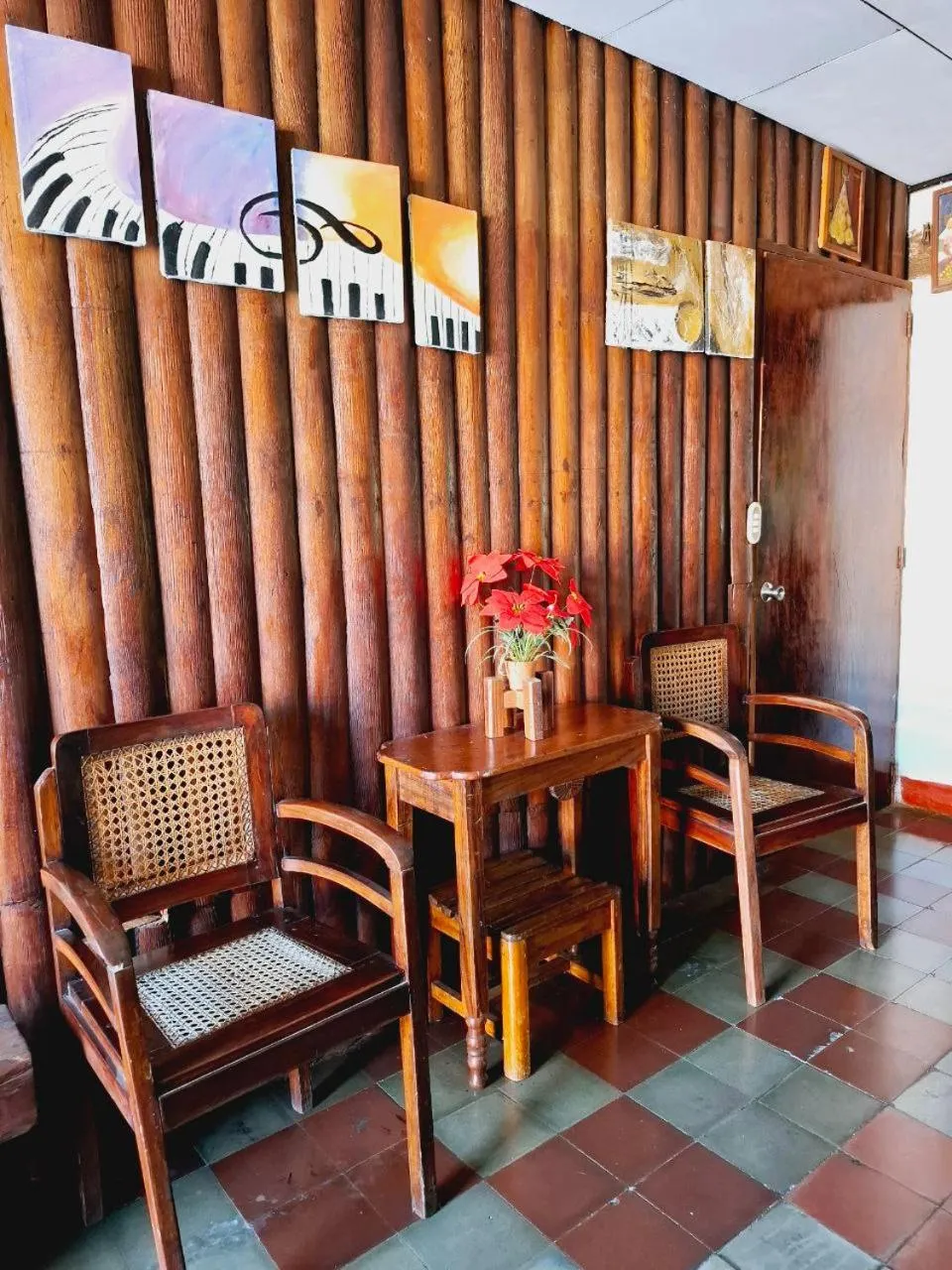 Seating area in Casa de Los Berrios