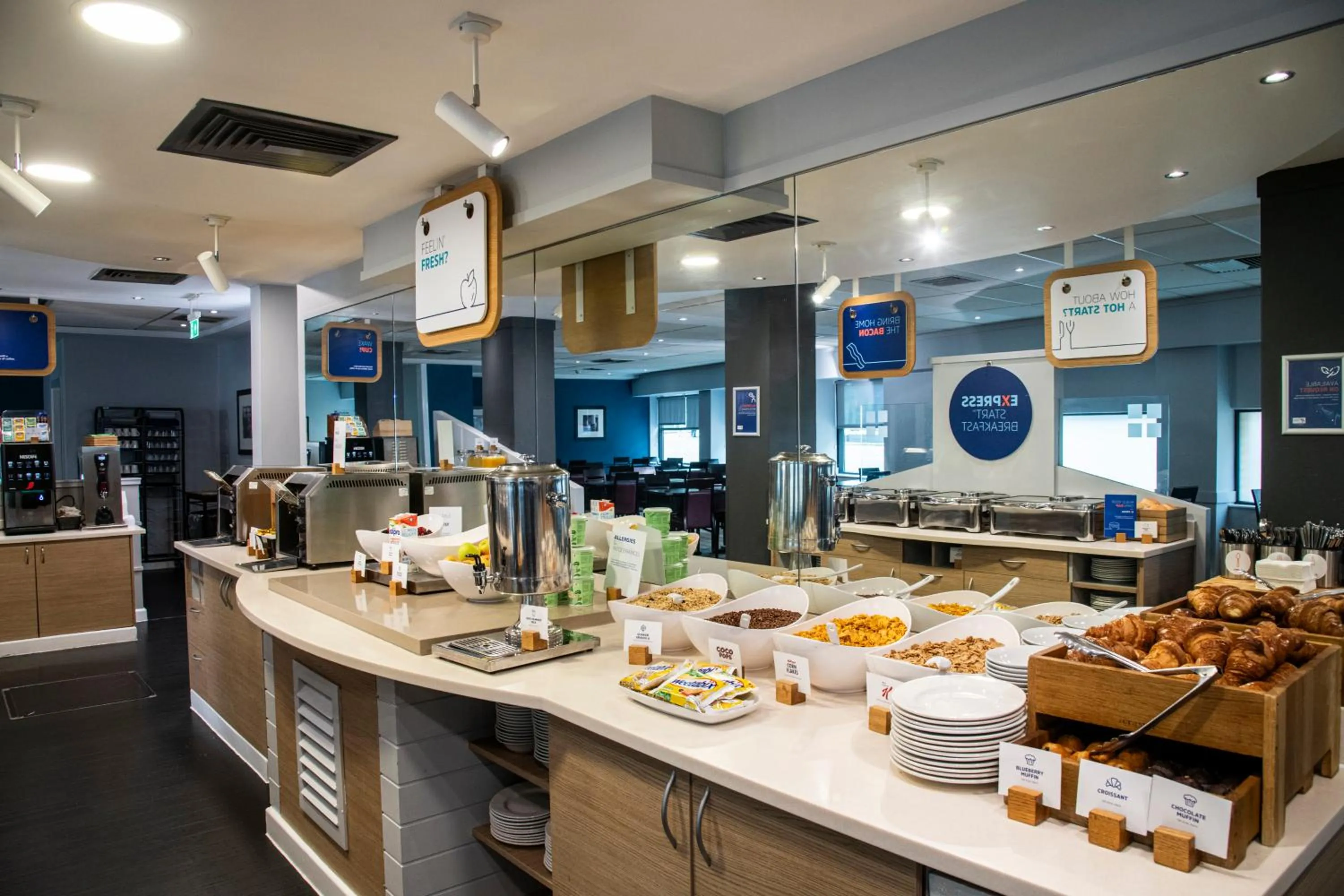 Buffet breakfast in Holiday Inn Express - Glasgow - City Ctr Riverside by IHG