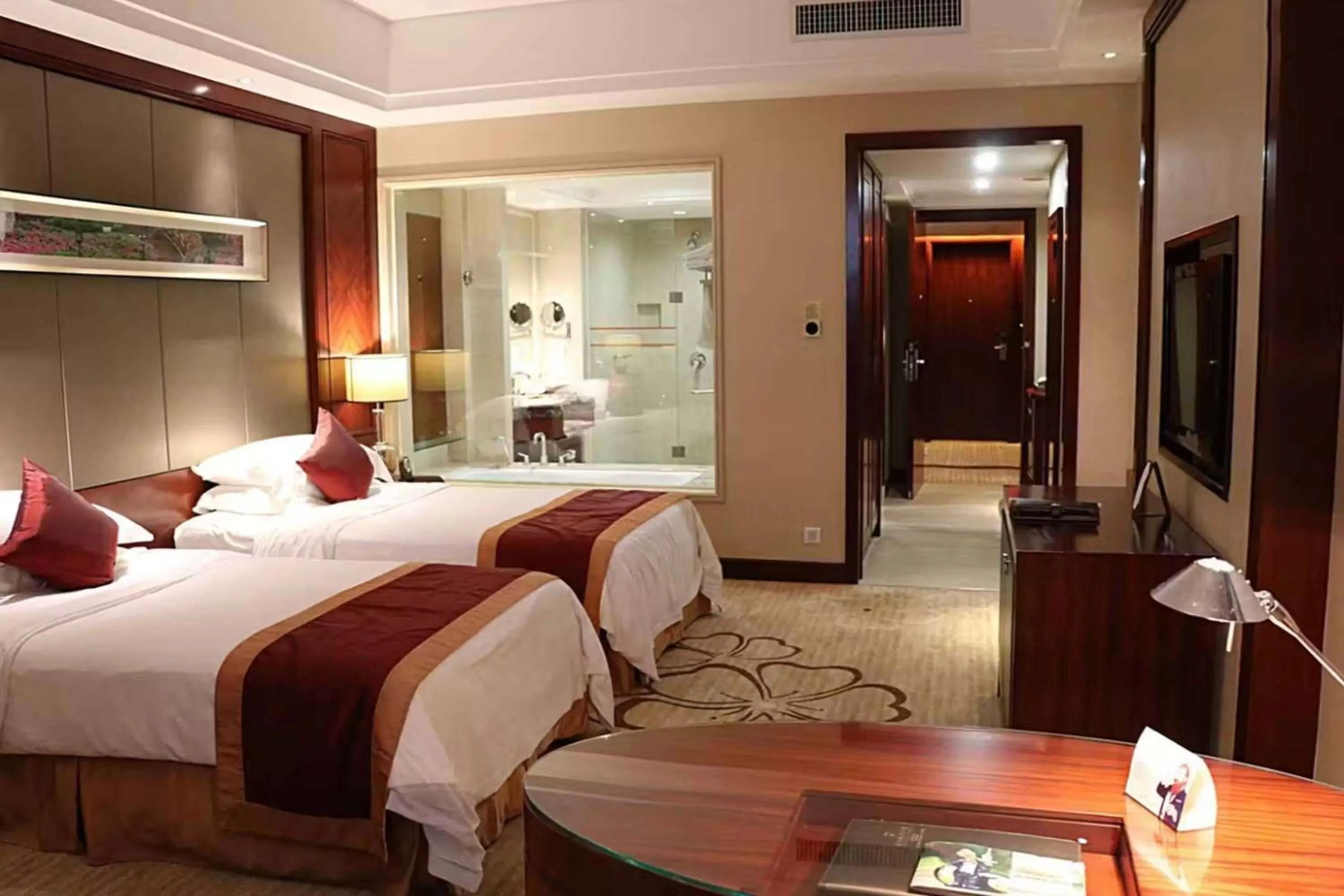 Photo of the whole room in Ramada Plaza Shaoguan City Centre