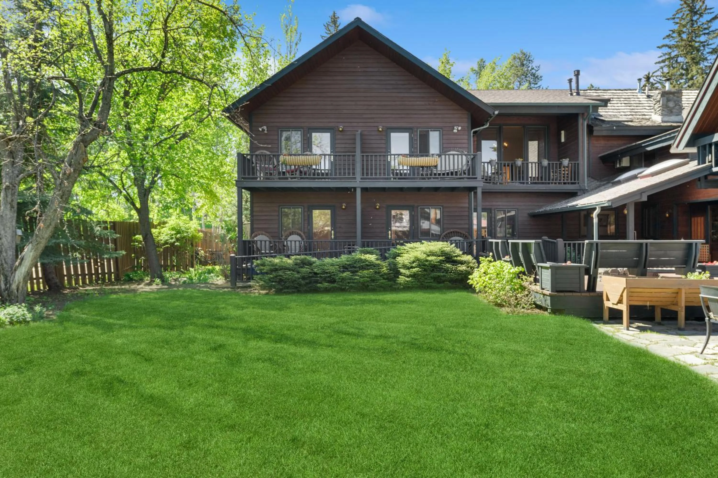 Property building in Good Medicine Lodge