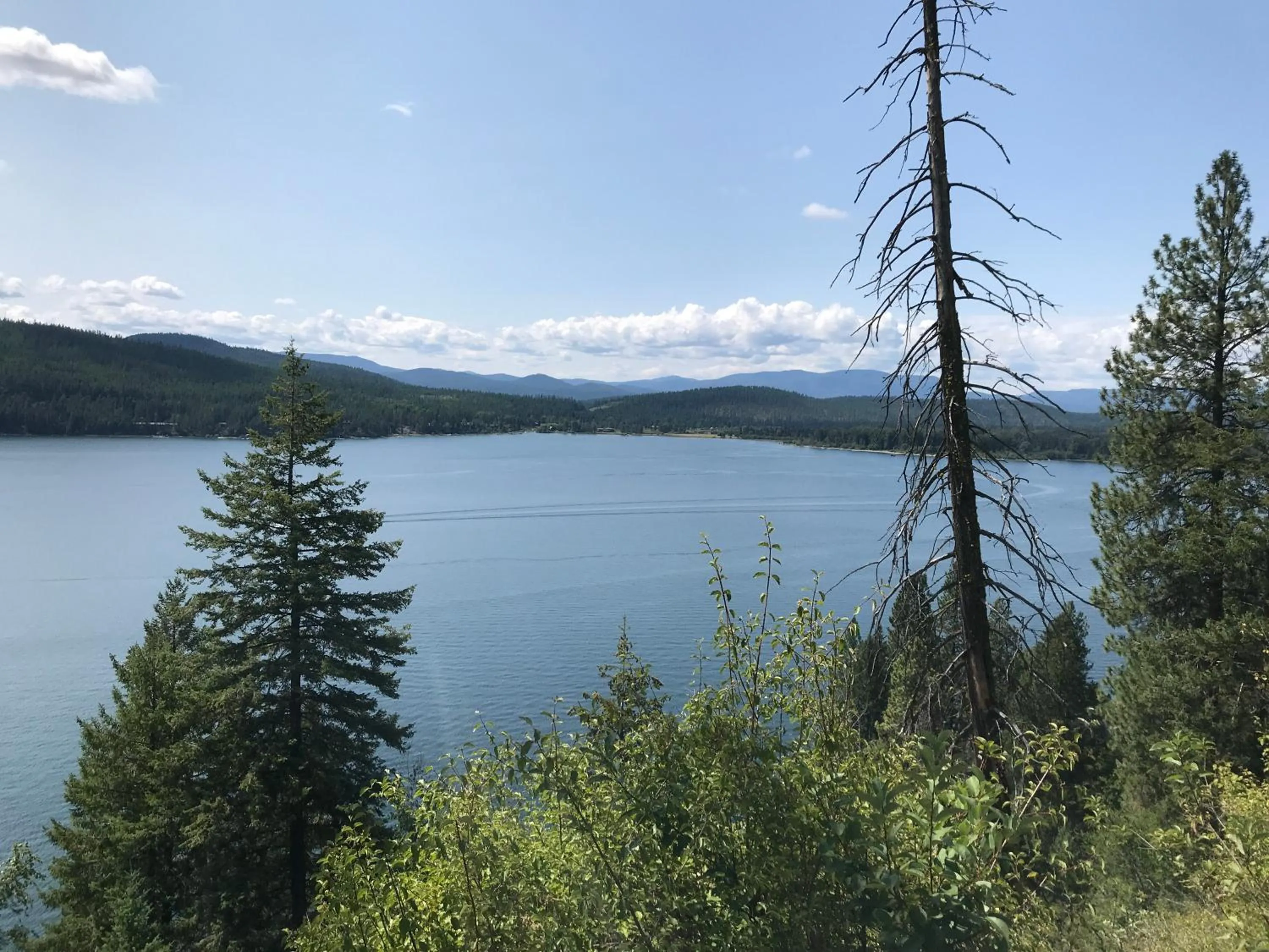 Lake view in Good Medicine Lodge