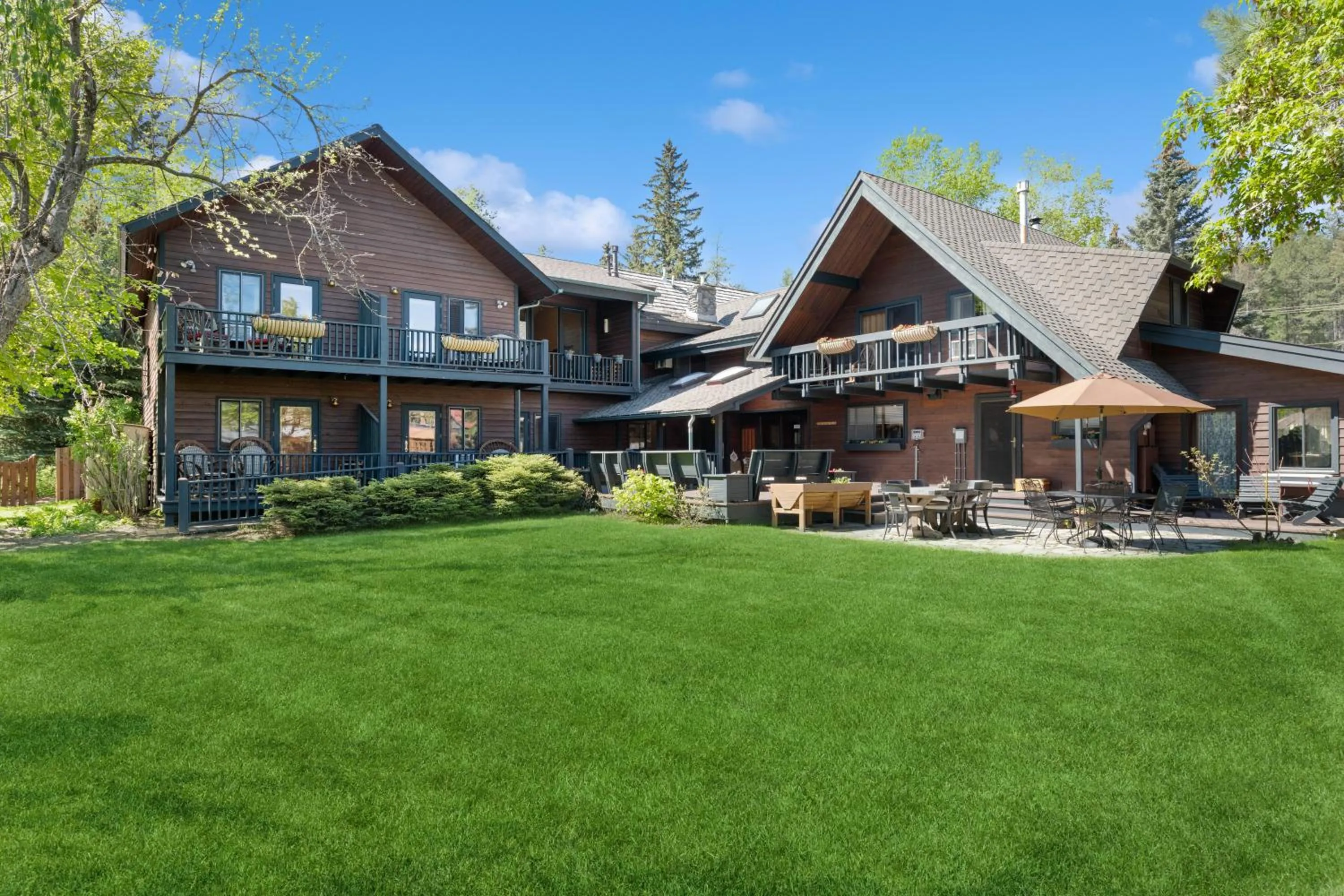 Property building in Good Medicine Lodge