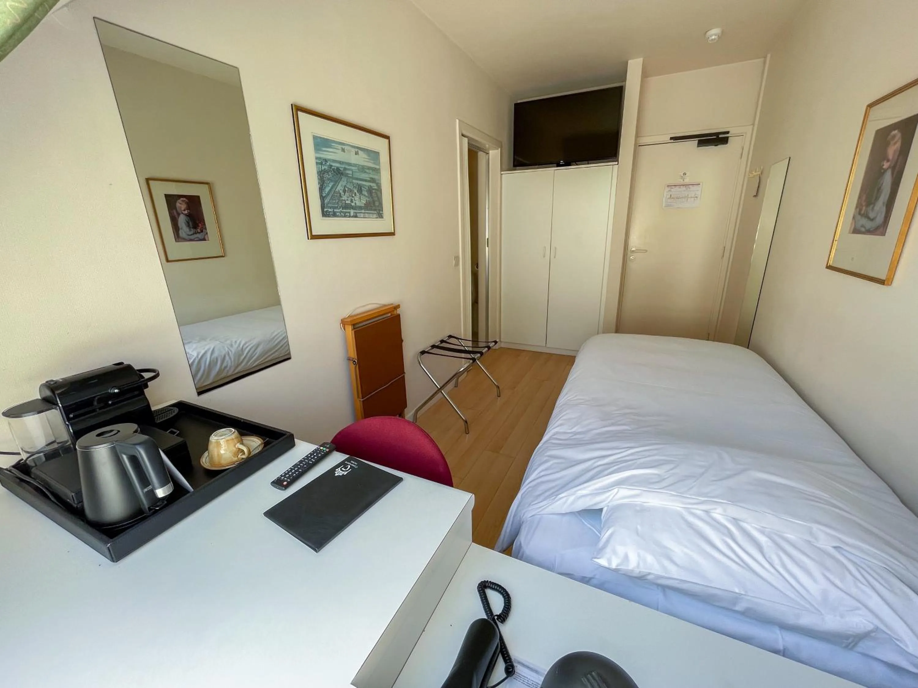 Bedroom, Bed in Priorij Corsendonk