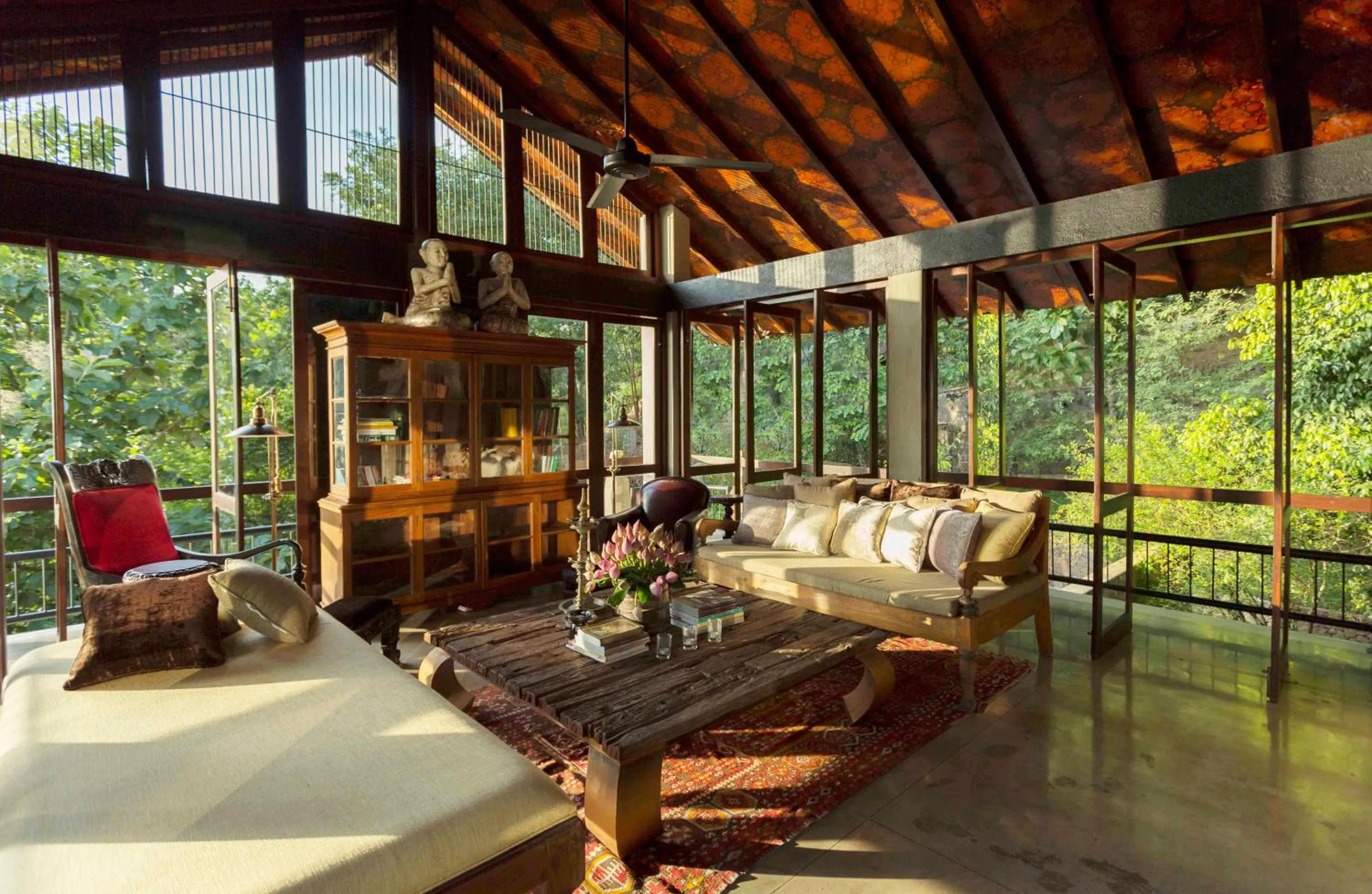 Lobby or reception in The Hermitage by Edwards Collection - Kandy