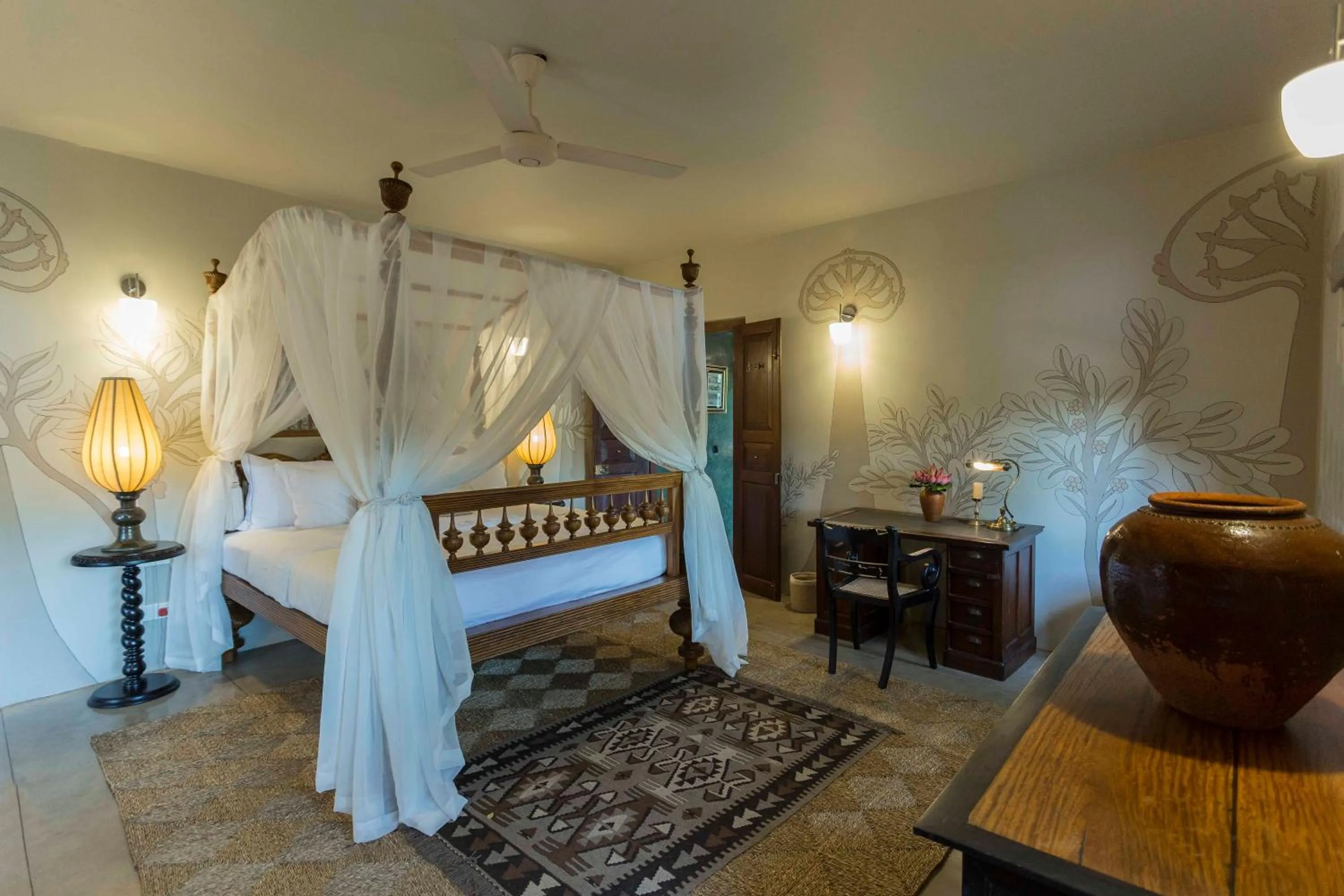 Bed in The Hermitage by Edwards Collection - Kandy