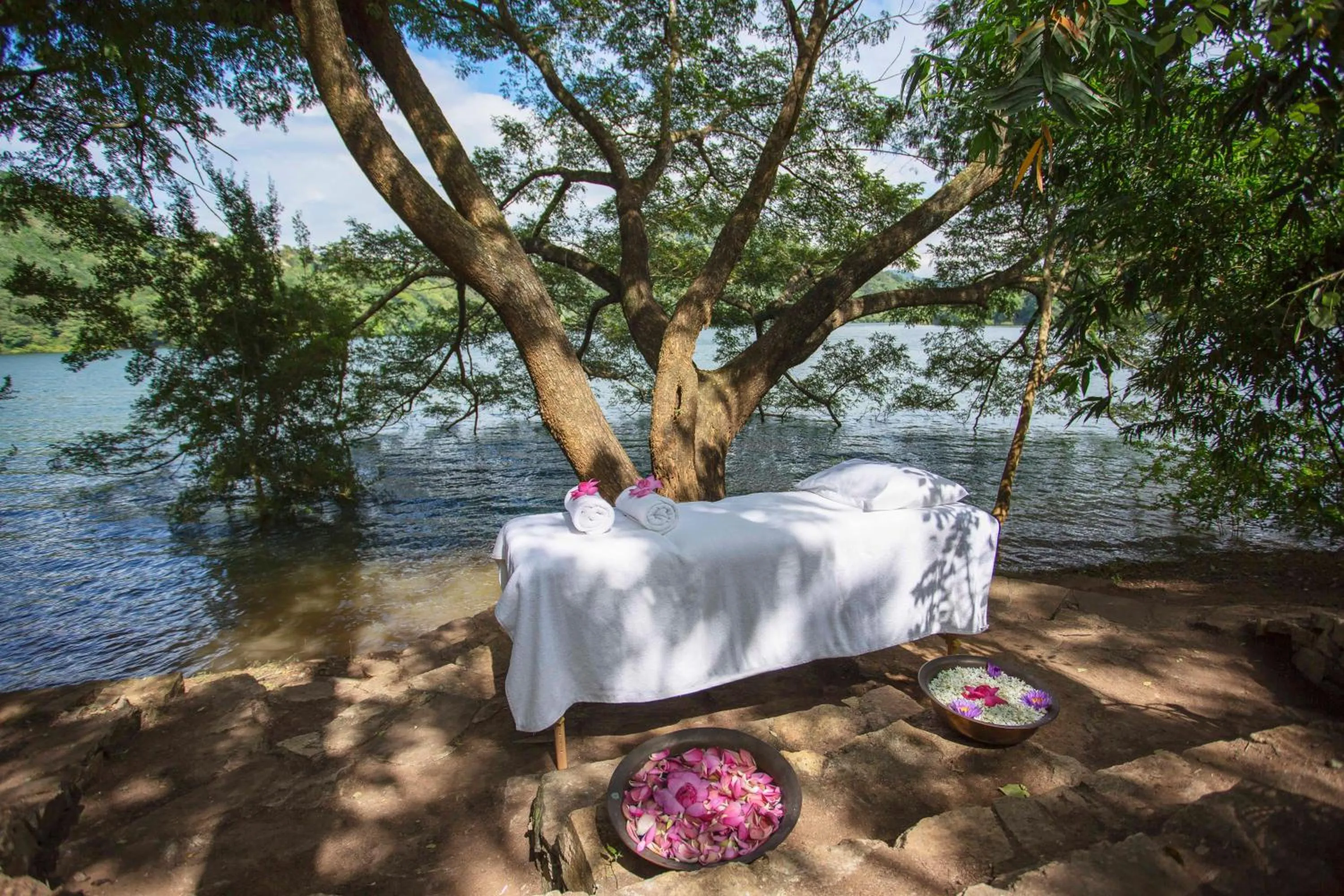 Massage in The Hermitage by Edwards Collection - Kandy