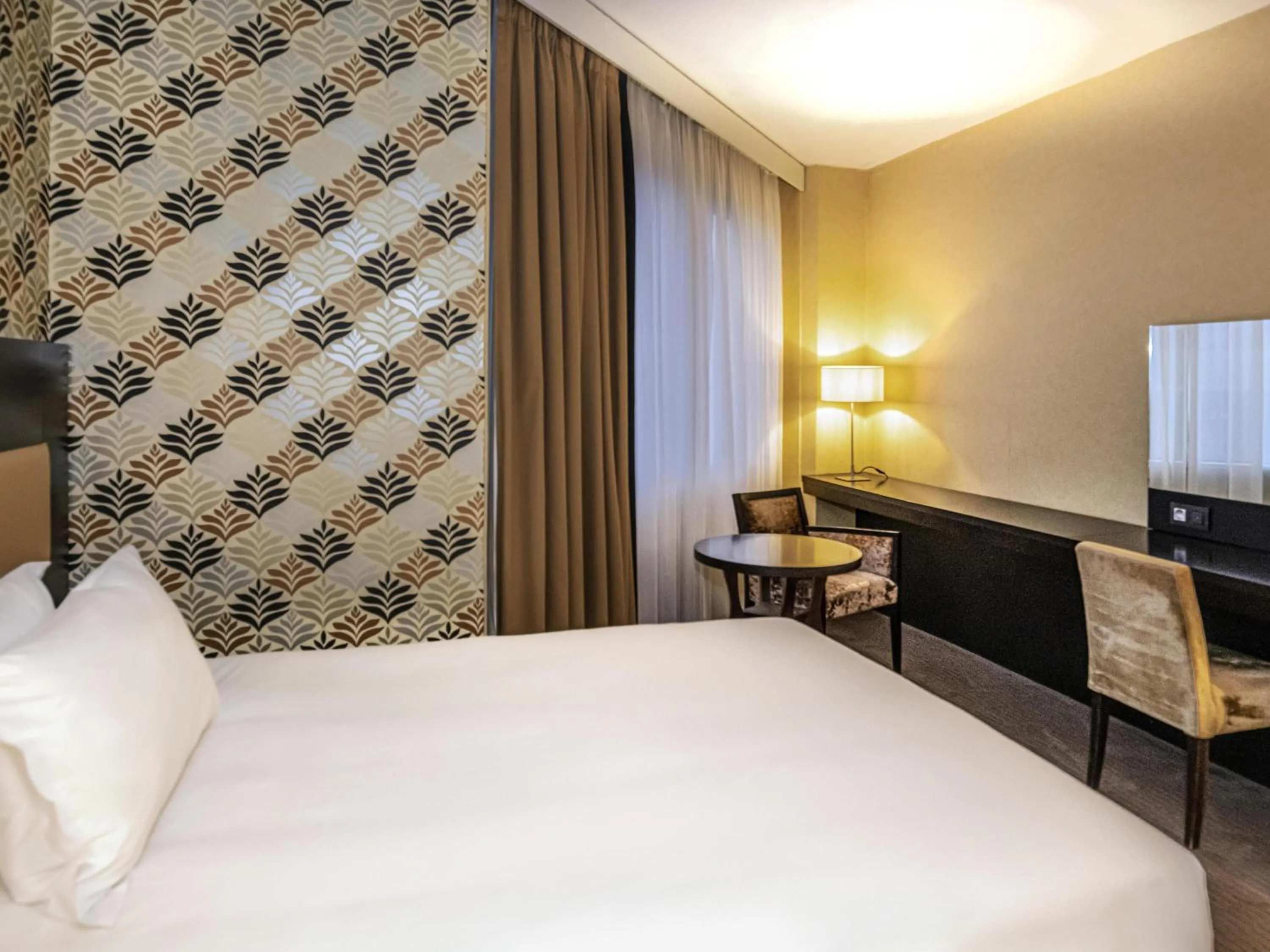 Bedroom, Bed in Mercure Antwerp City South