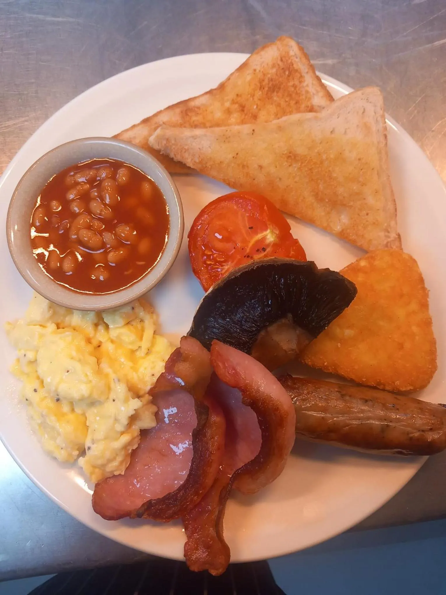 Breakfast in London Beach Country Hotel & Golf Club