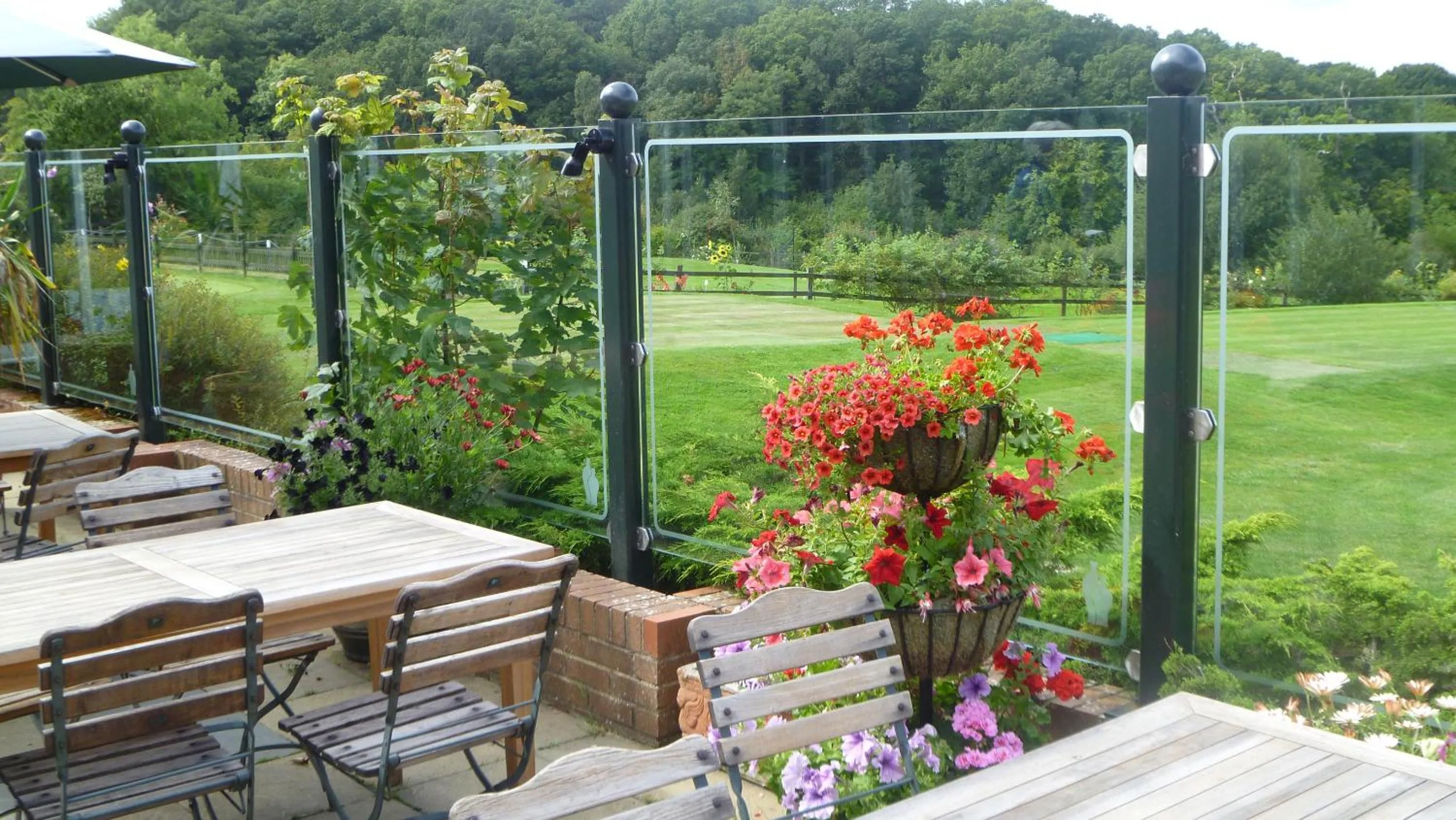 Patio in London Beach Country Hotel & Golf Club