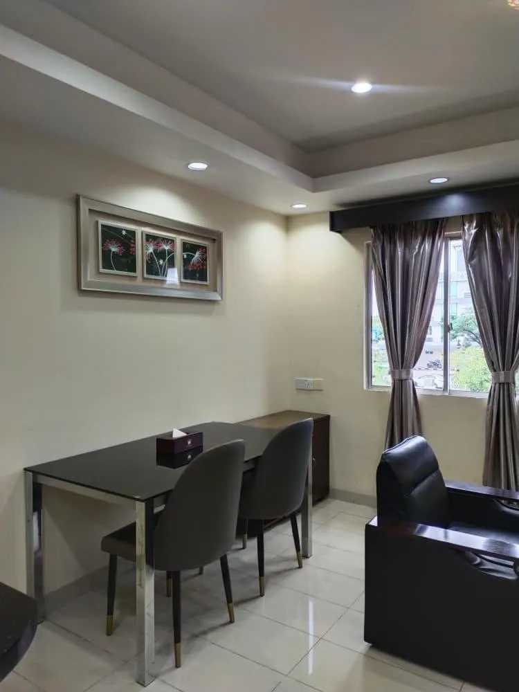 Hotel & Apartment Ambassador 3