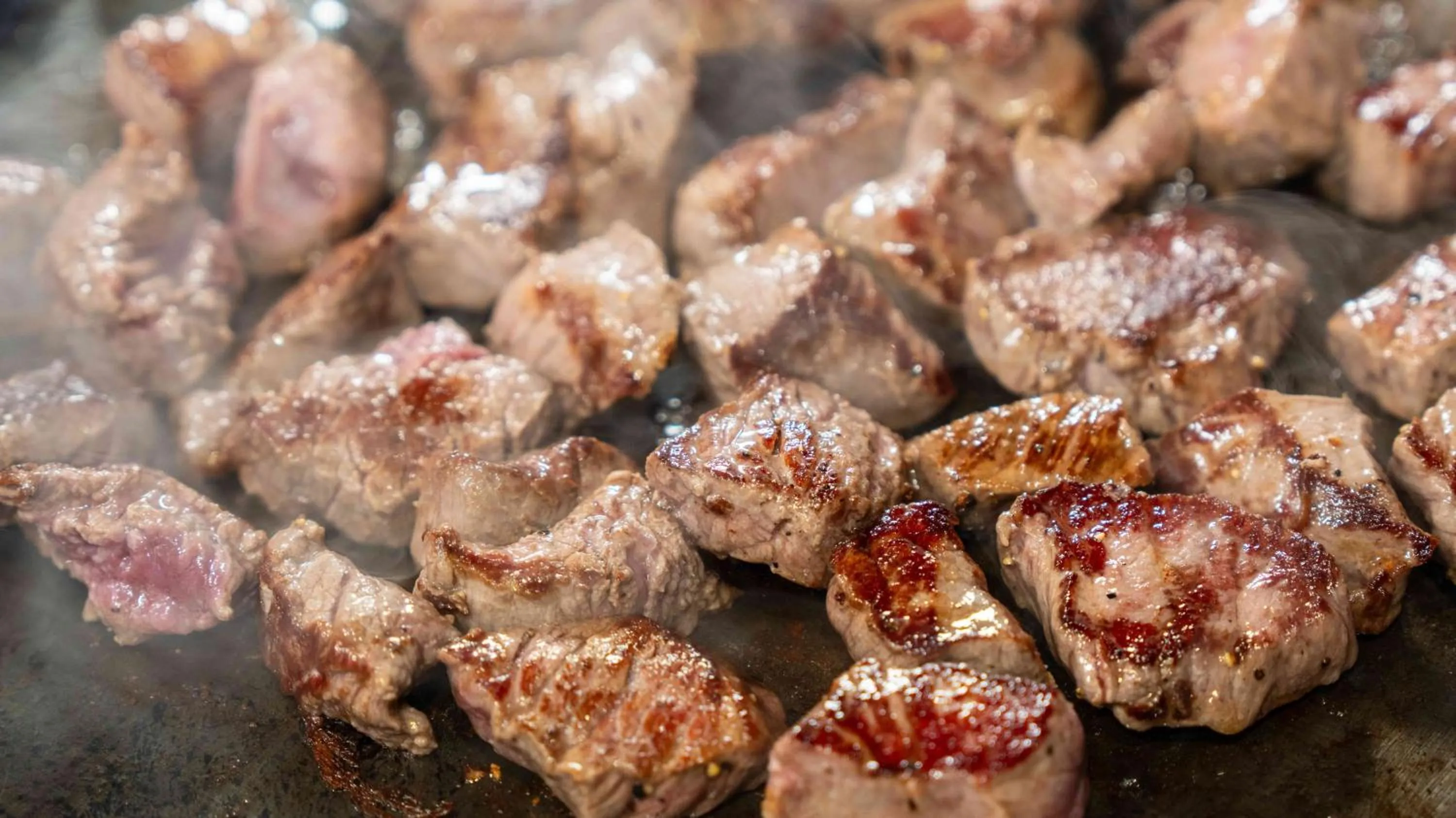 Food and drinks in Motosu Phoenix Hotel