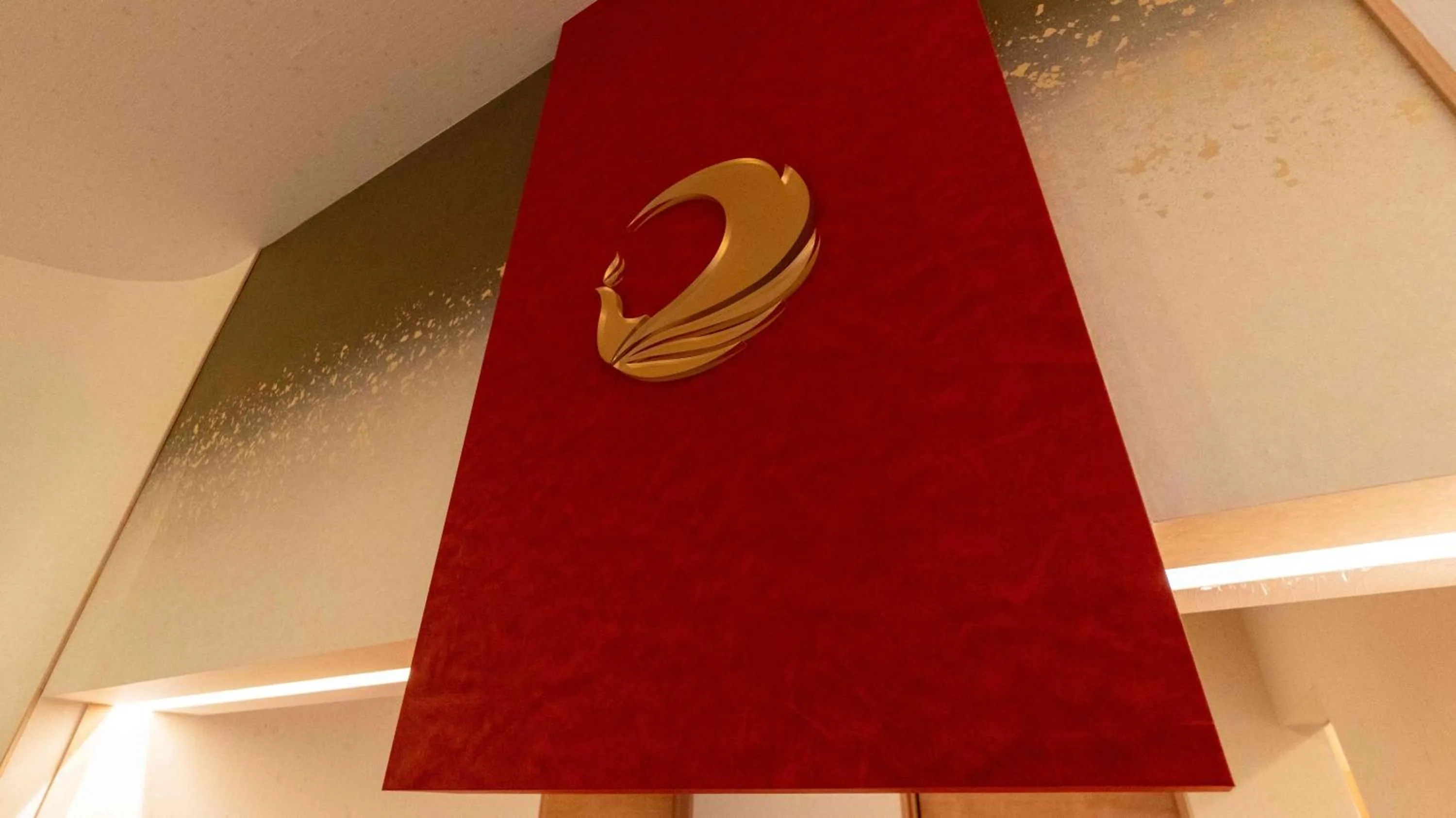 Logo/Certificate/Sign in Motosu Phoenix Hotel