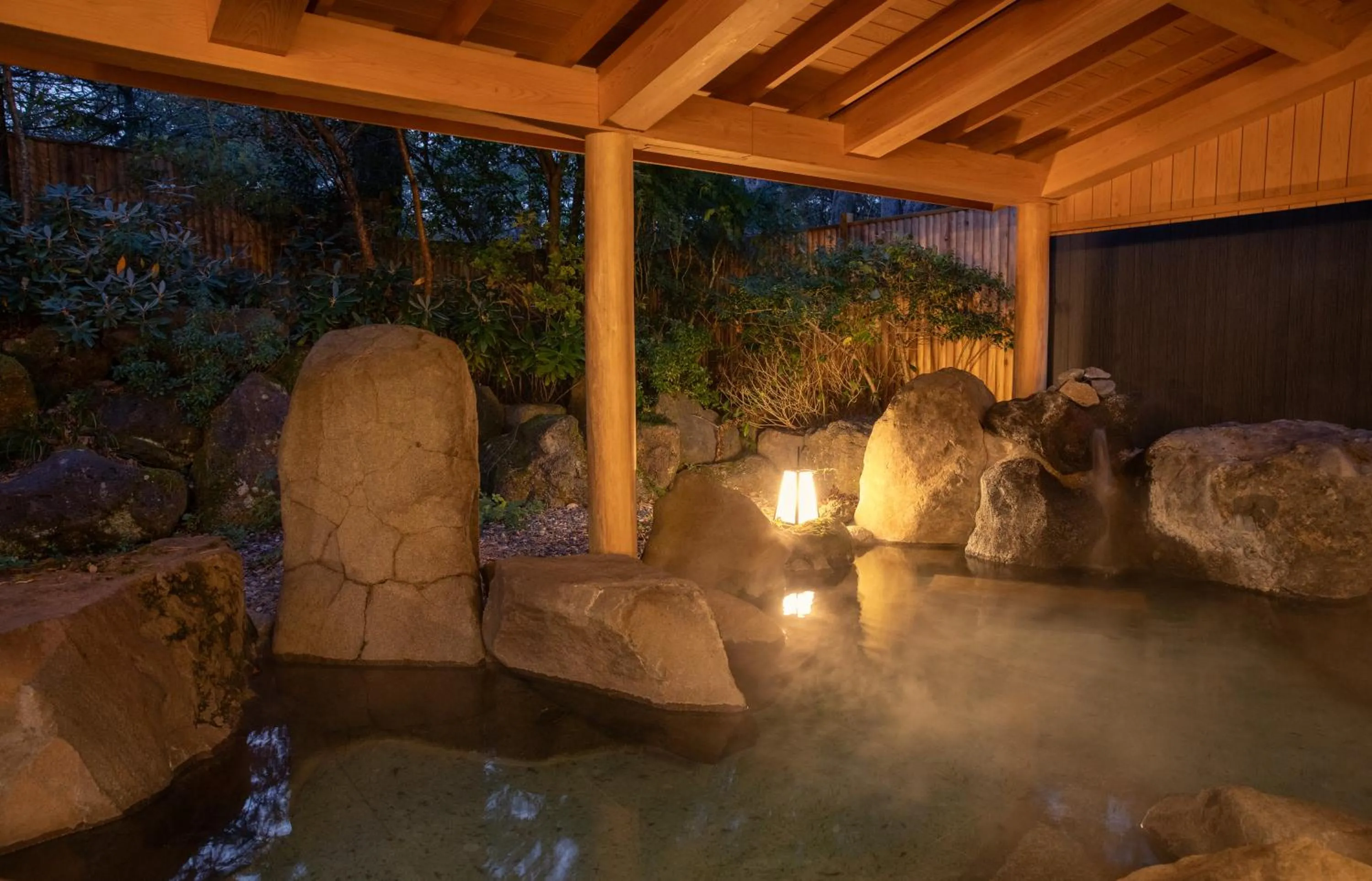 Hot Spring Bath in Motosu Phoenix Hotel