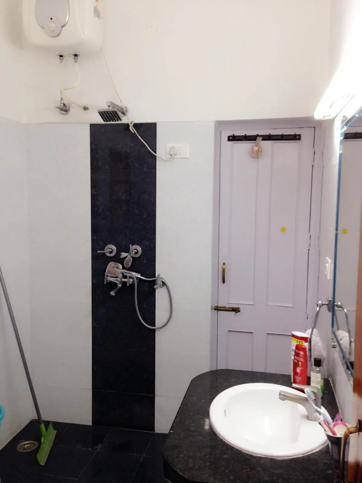 Bathroom in Luxurious Homestay- Chandīgarh