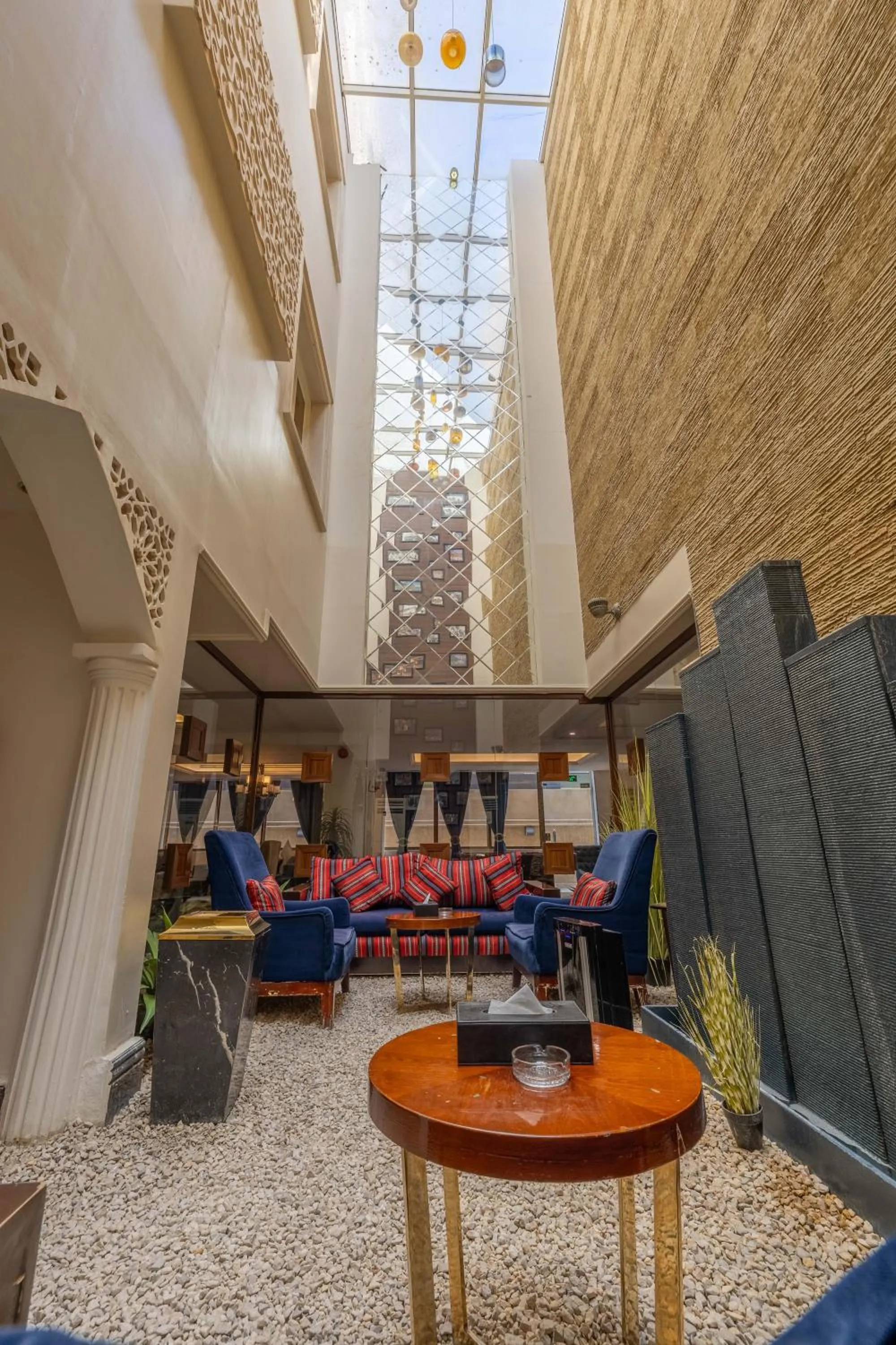 Al Muhaidb Residence Al Takhasossi 1