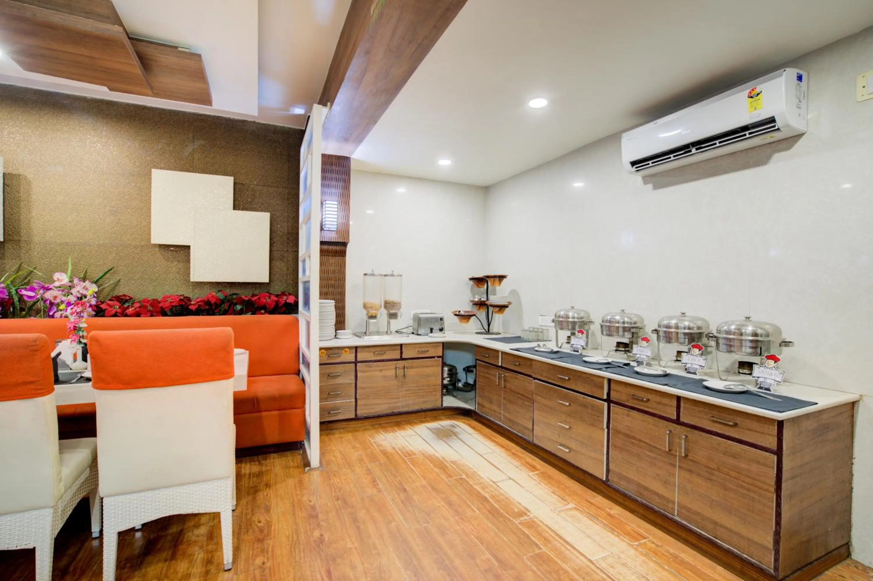 Hotel Mahadev Palace