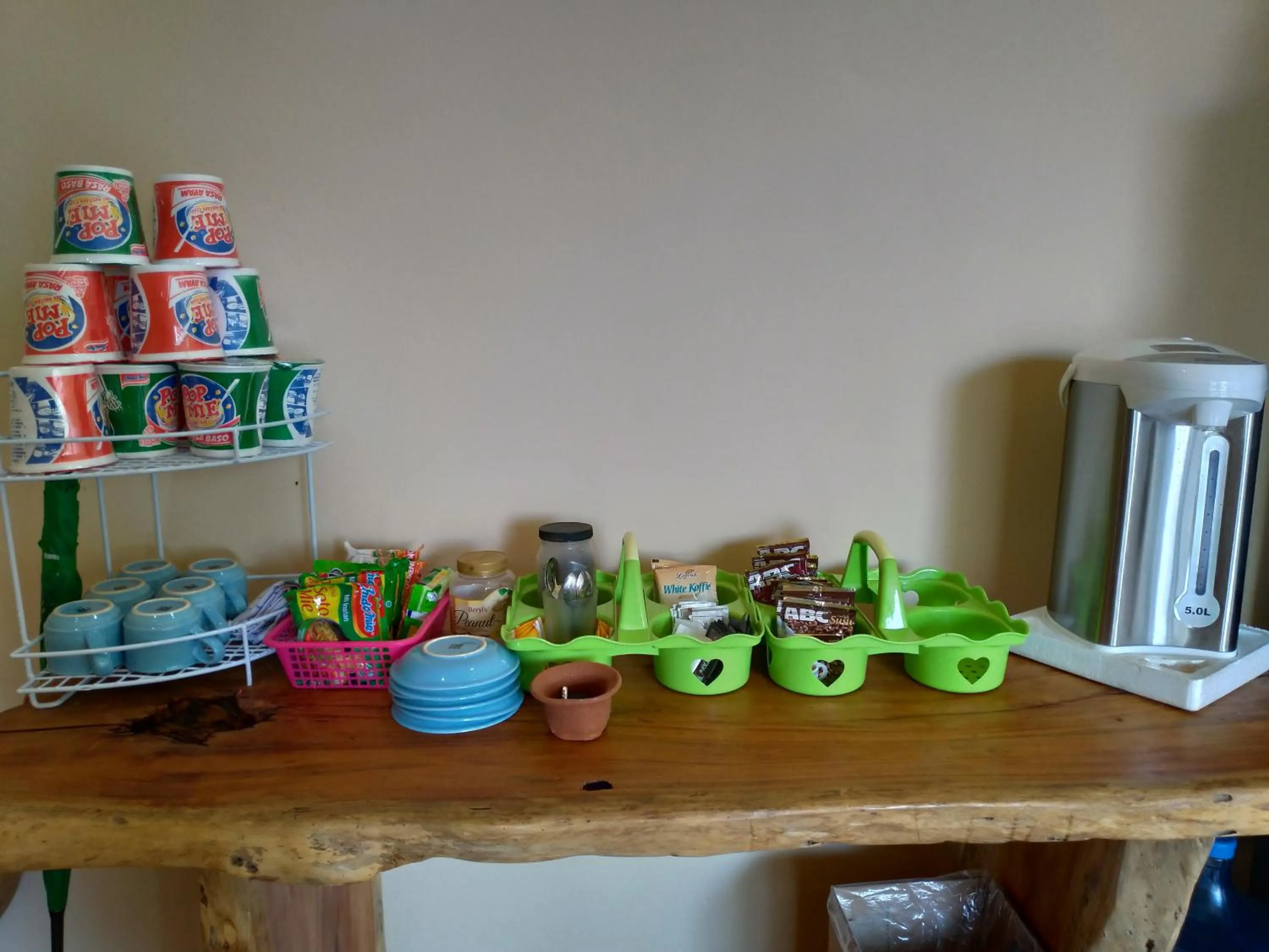 Restaurant/places to eat in Beji Ayu Homestay