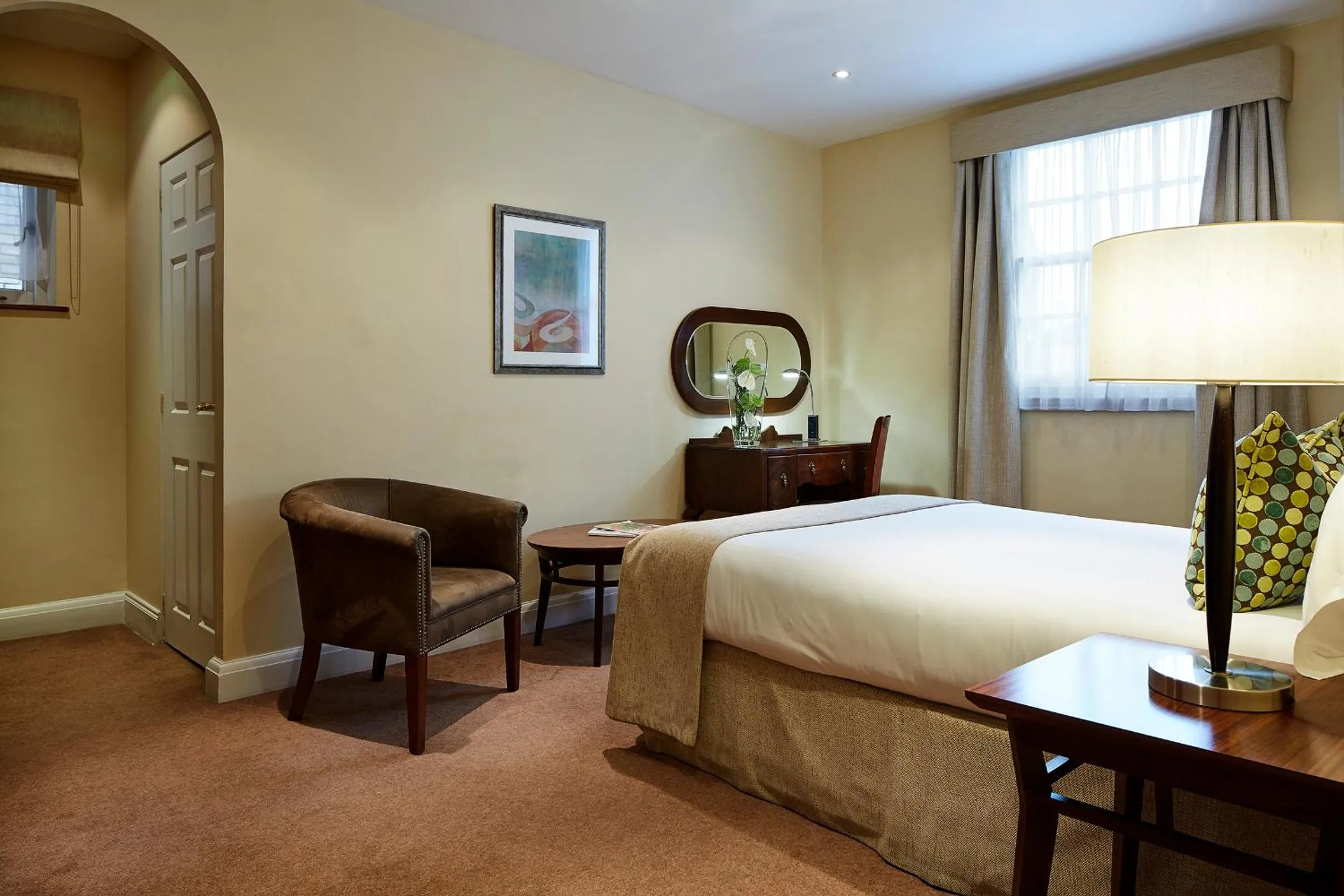 Bedroom, Bed in Sir Christopher Wren Hotel