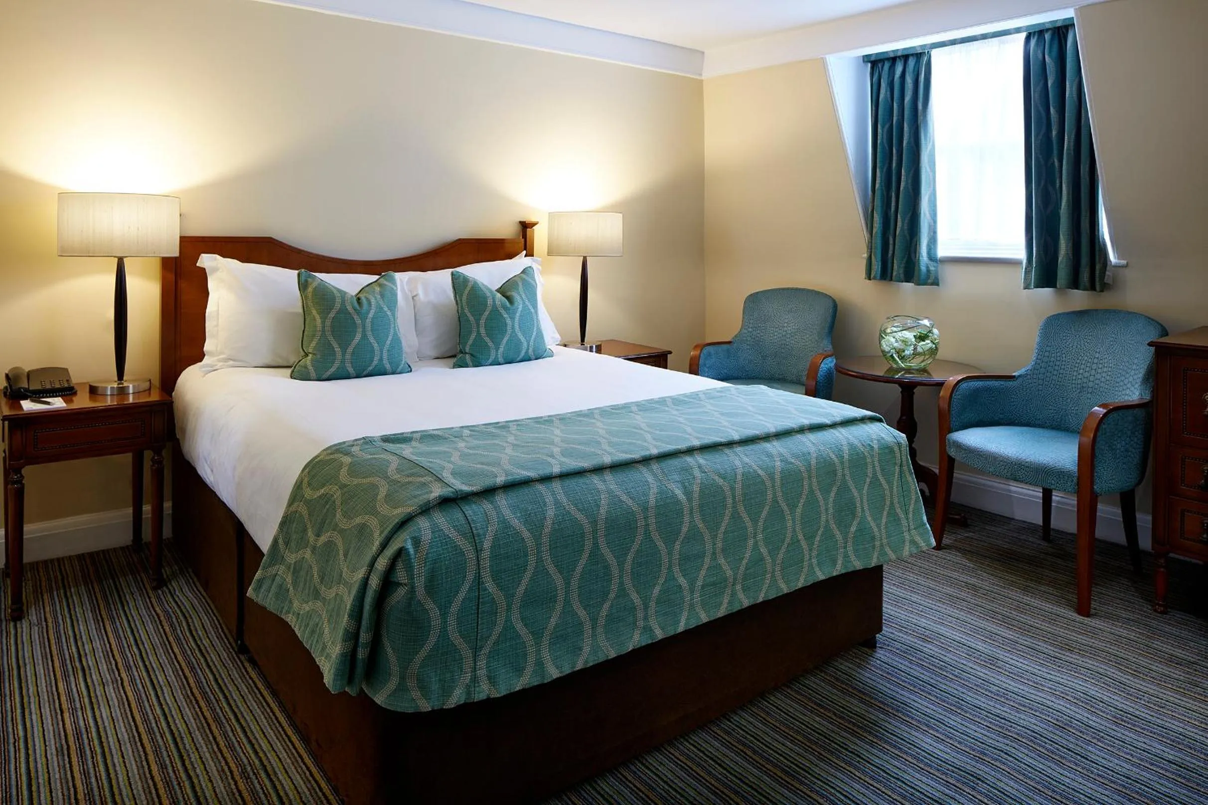 Bedroom, Bed in Sir Christopher Wren Hotel