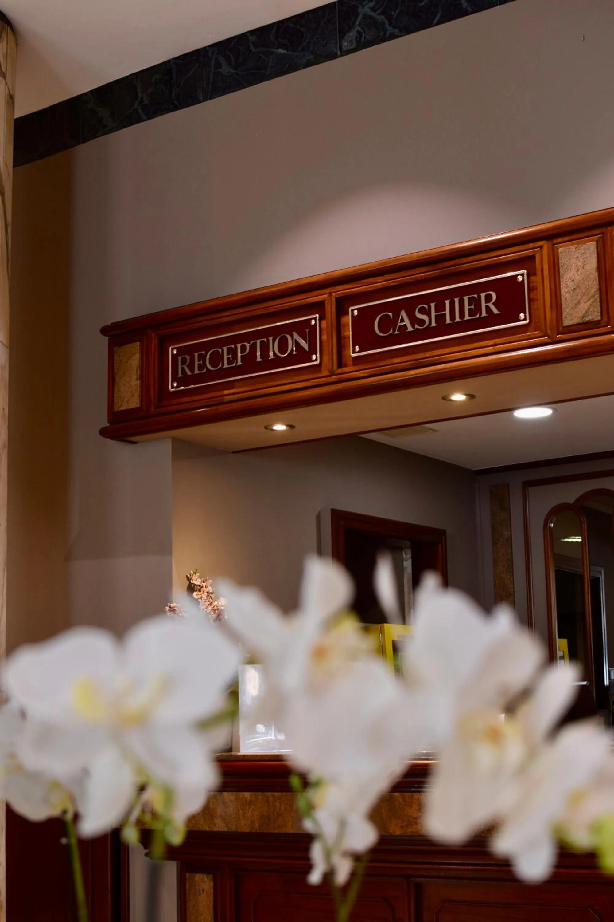 Logo/Certificate/Sign in Bedford Hotel Brussels