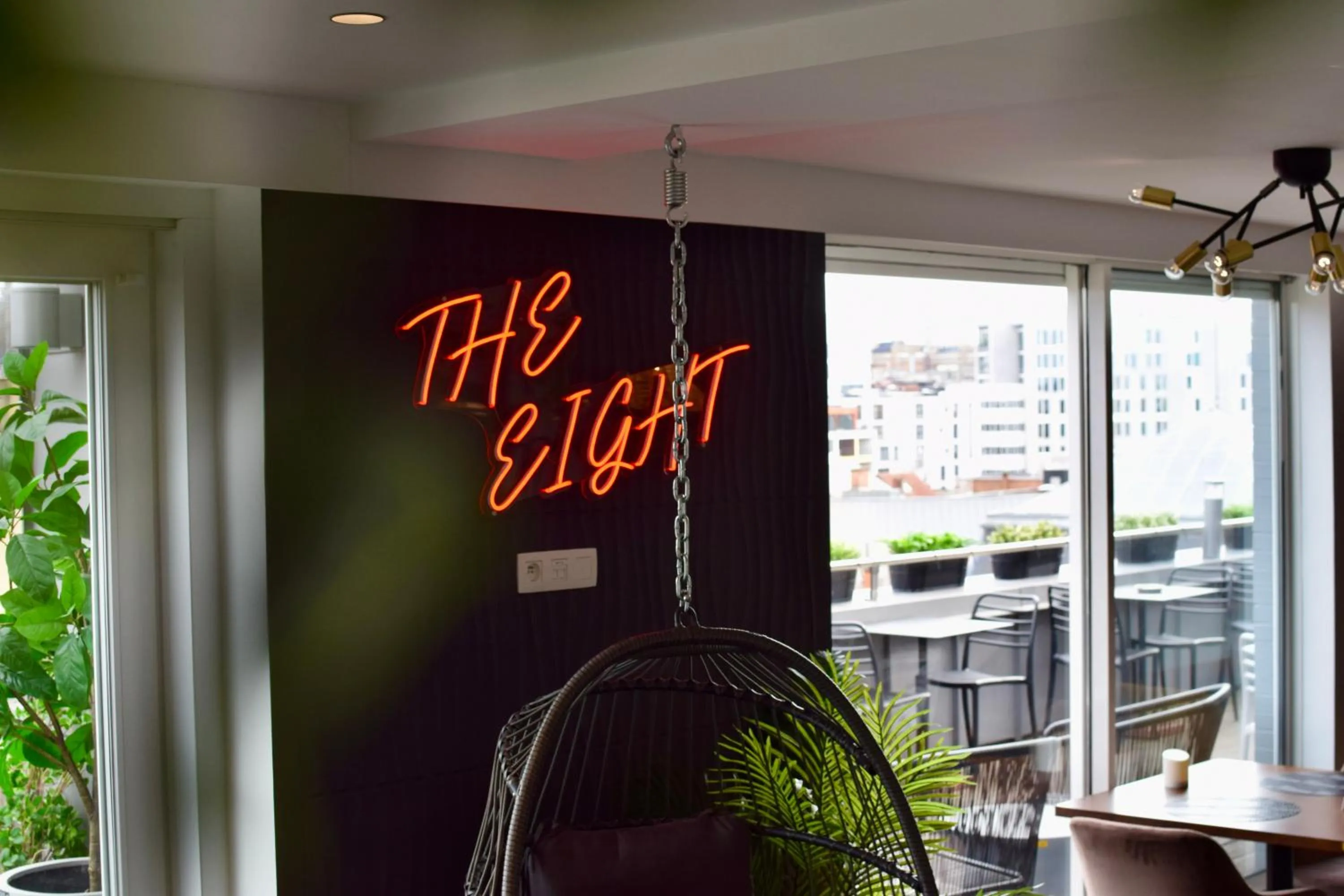 Restaurant/places to eat in Bedford Hotel Brussels