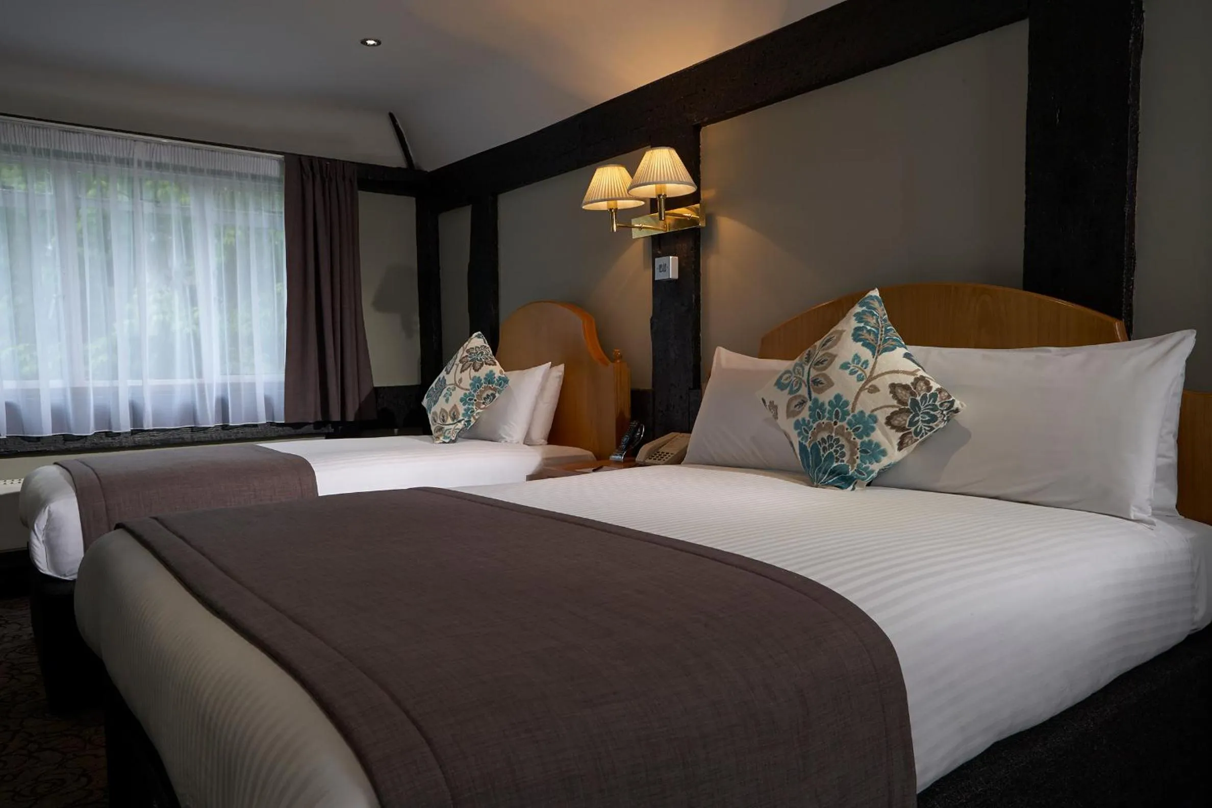 Bed in Copthorne Hotel London Gatwick