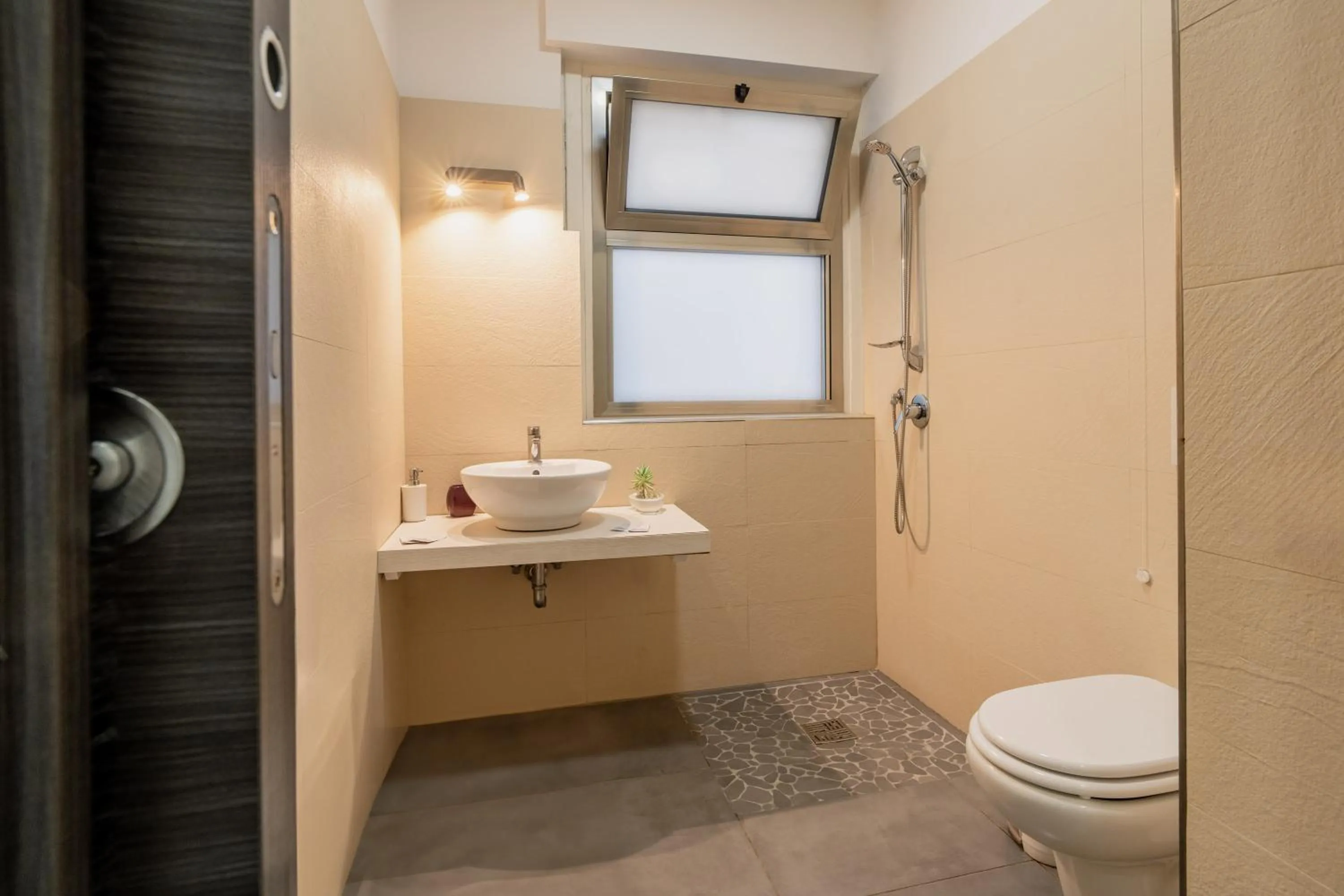 Toilet in Residence Palazzo dei Delfini by RECEPTIO