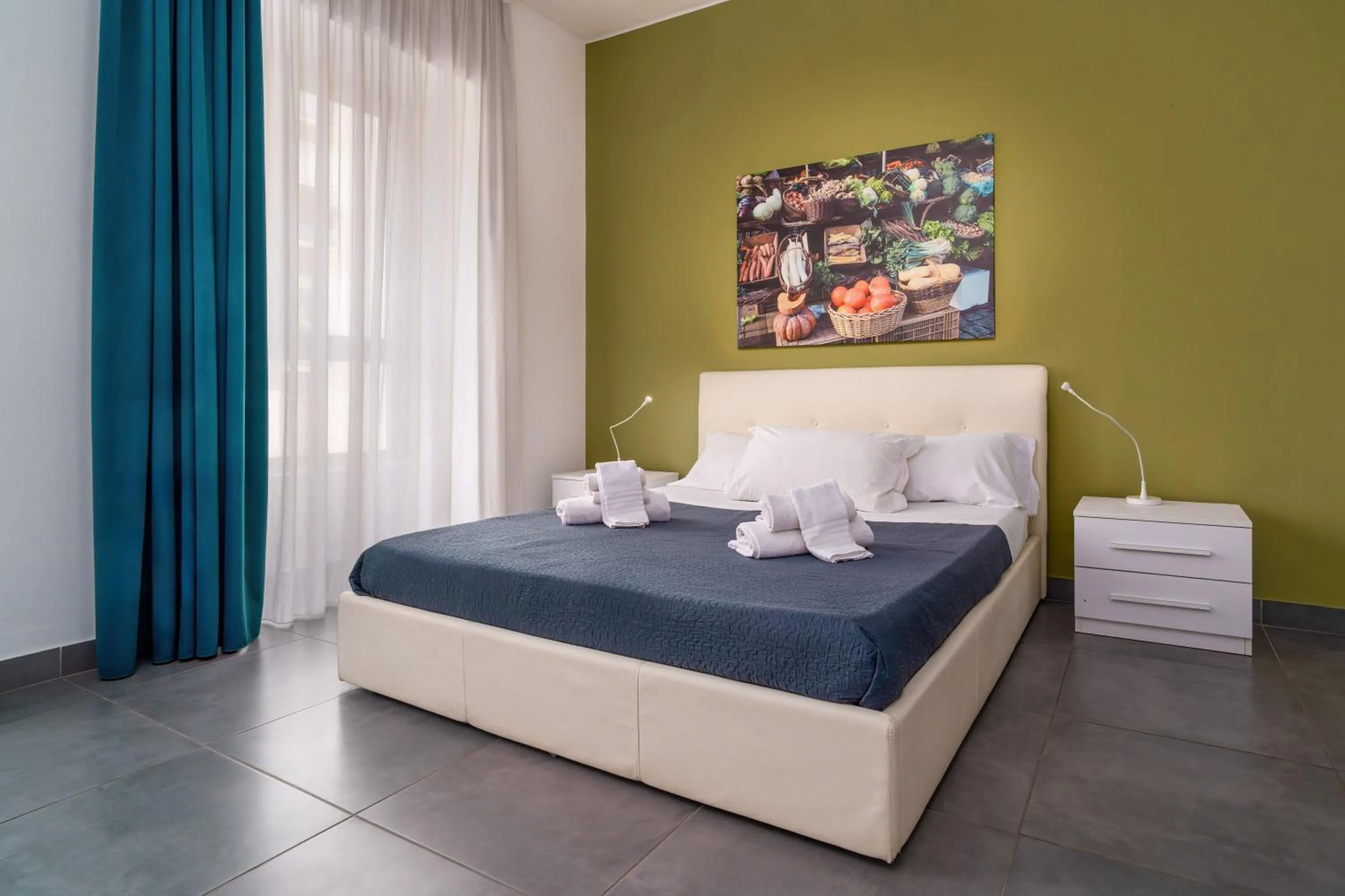 Photo of the whole room, Bed in Residence Palazzo dei Delfini by RECEPTIO