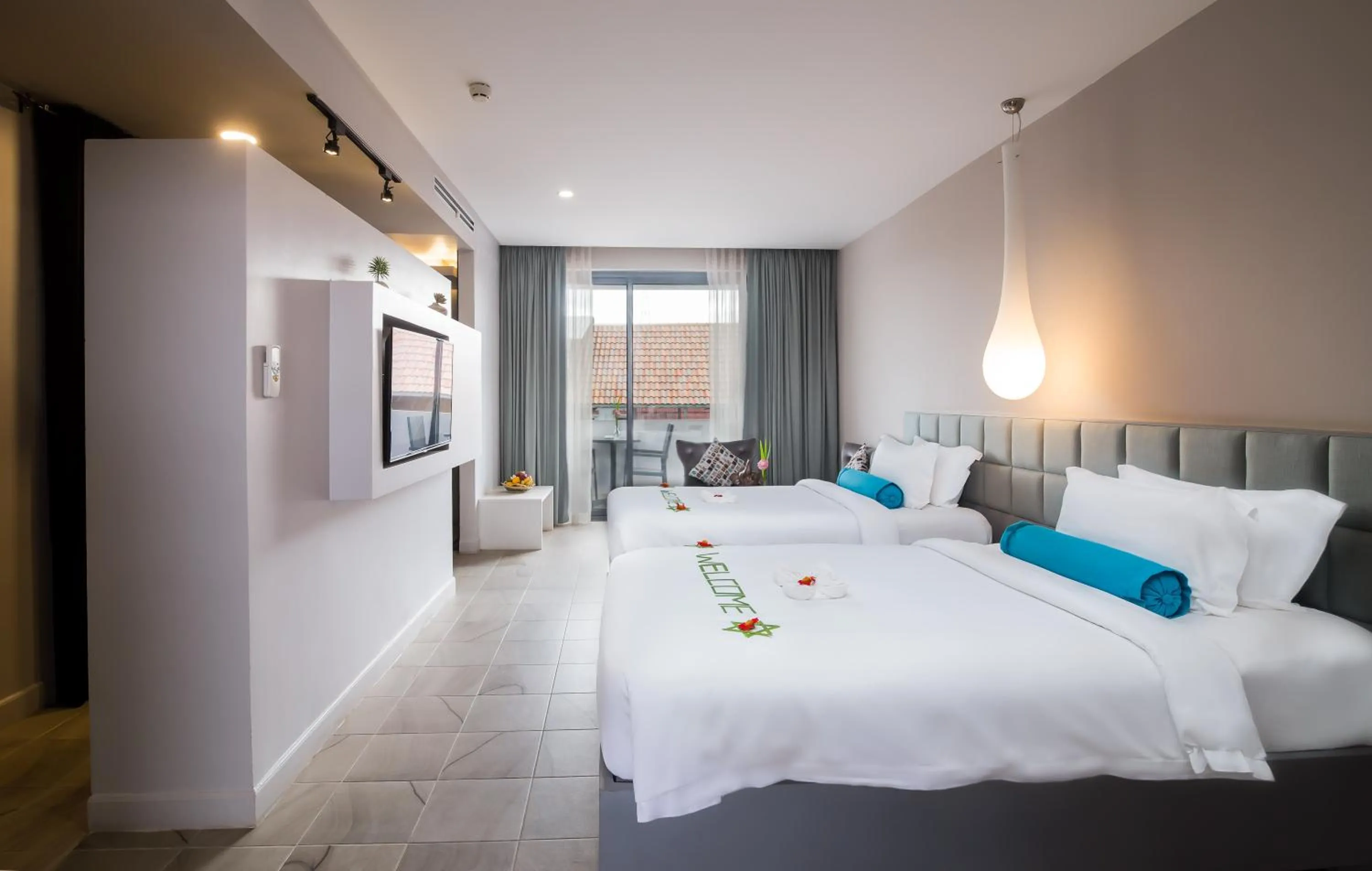 Photo of the whole room, Bed in Damrei Residence & Spa