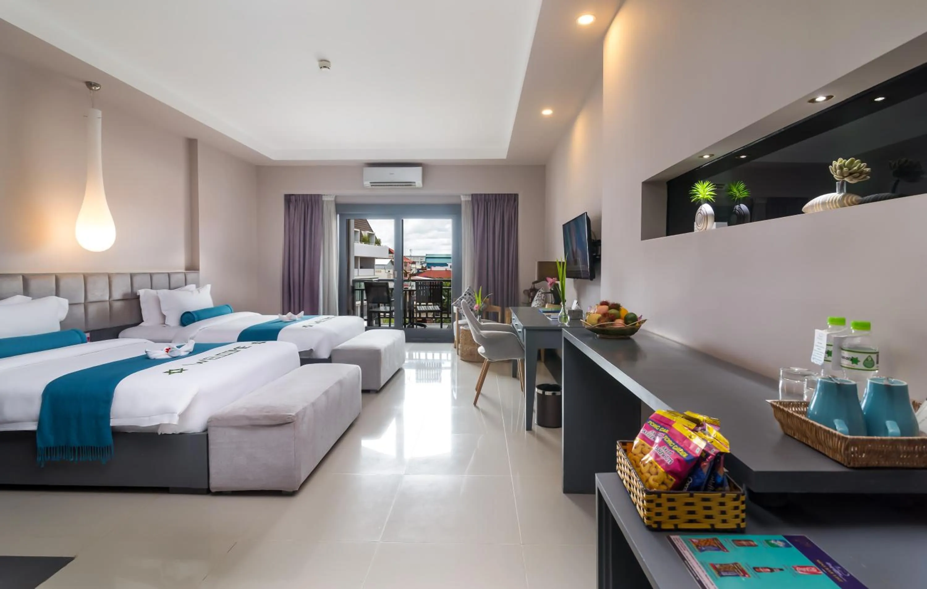 Photo of the whole room, Bed in Damrei Residence & Spa