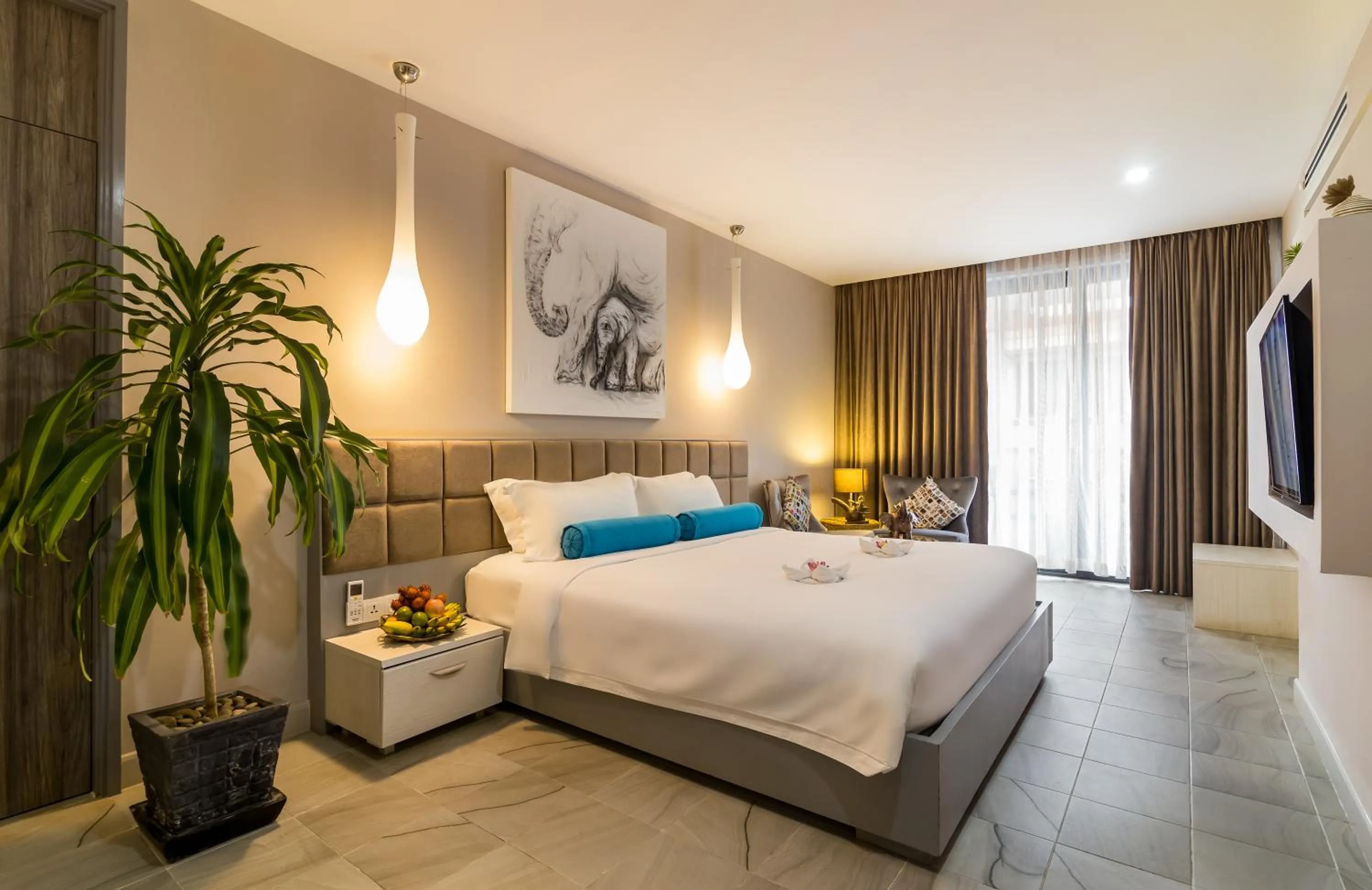 Photo of the whole room, Bed in Damrei Residence & Spa